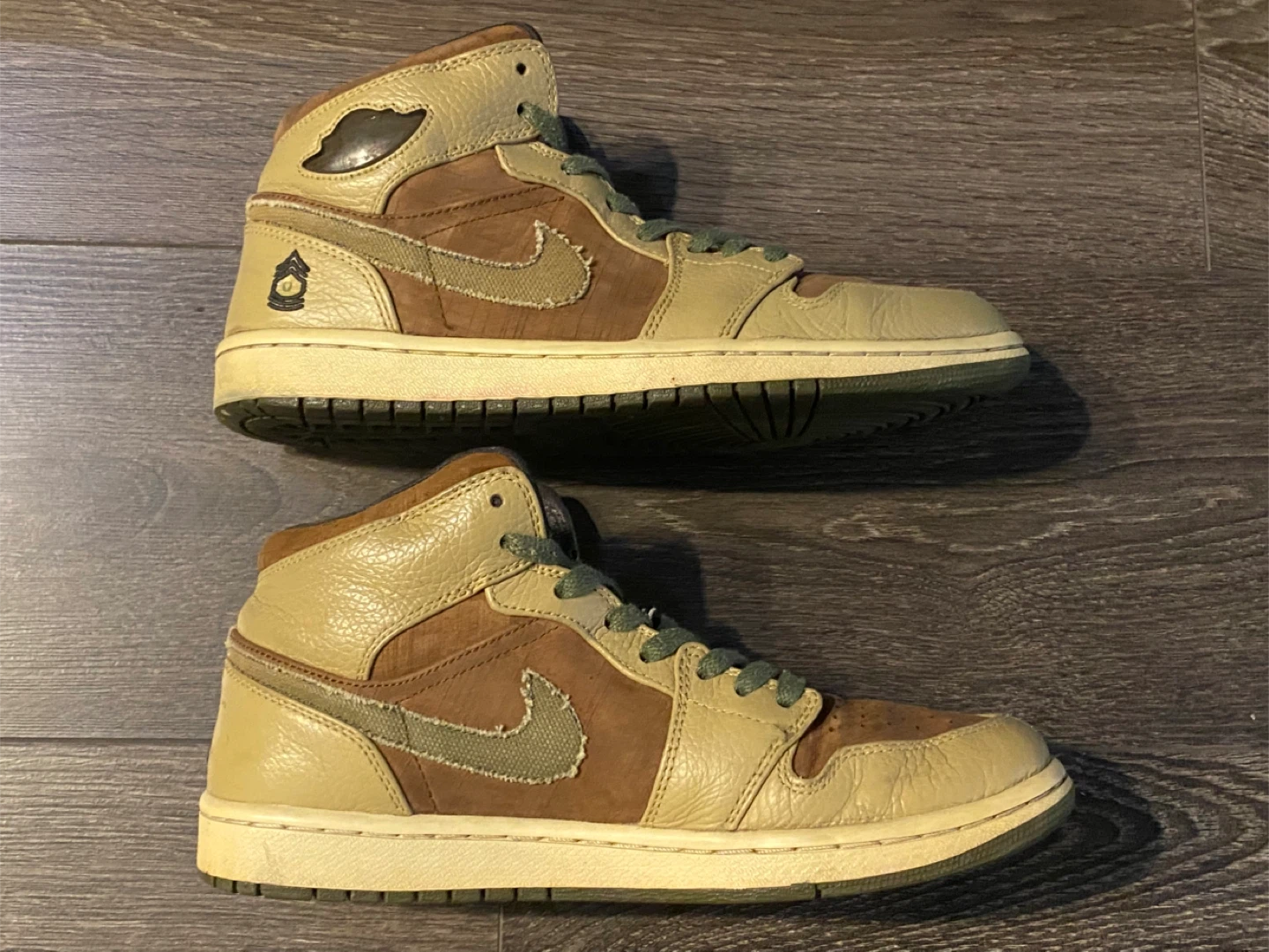 Air Jordan 1 Mid "Armed Forces " Sneakers - photo 4