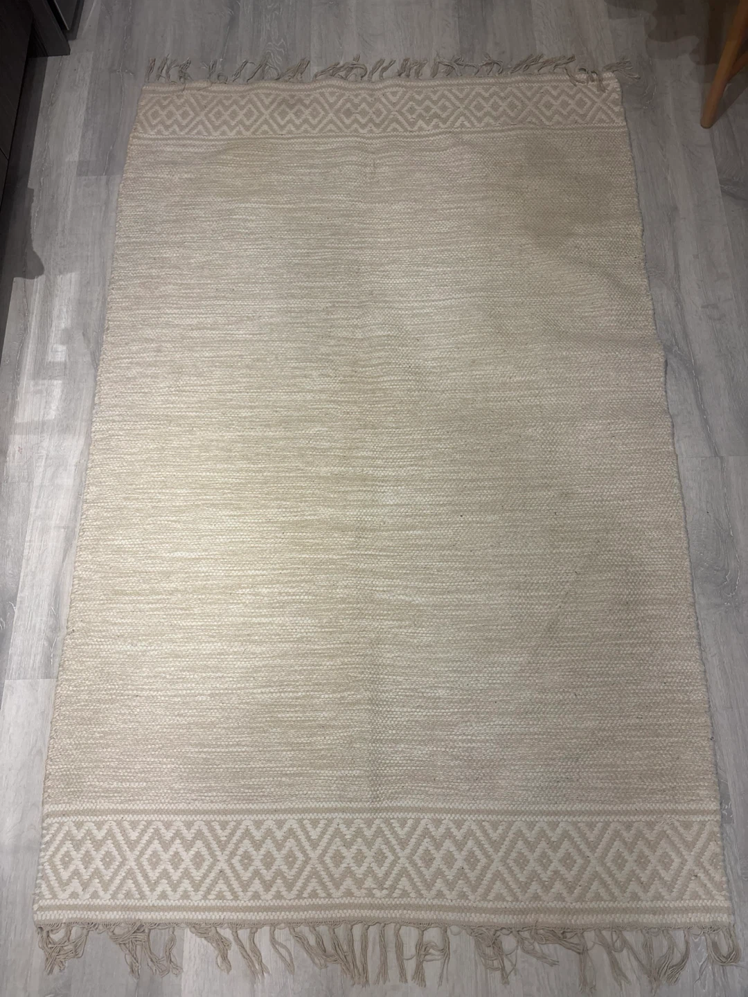 Neutral Geometric Pattern Area Rug