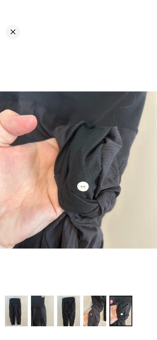 Lululemon Black Jogger Pants Size 2 - photo 5