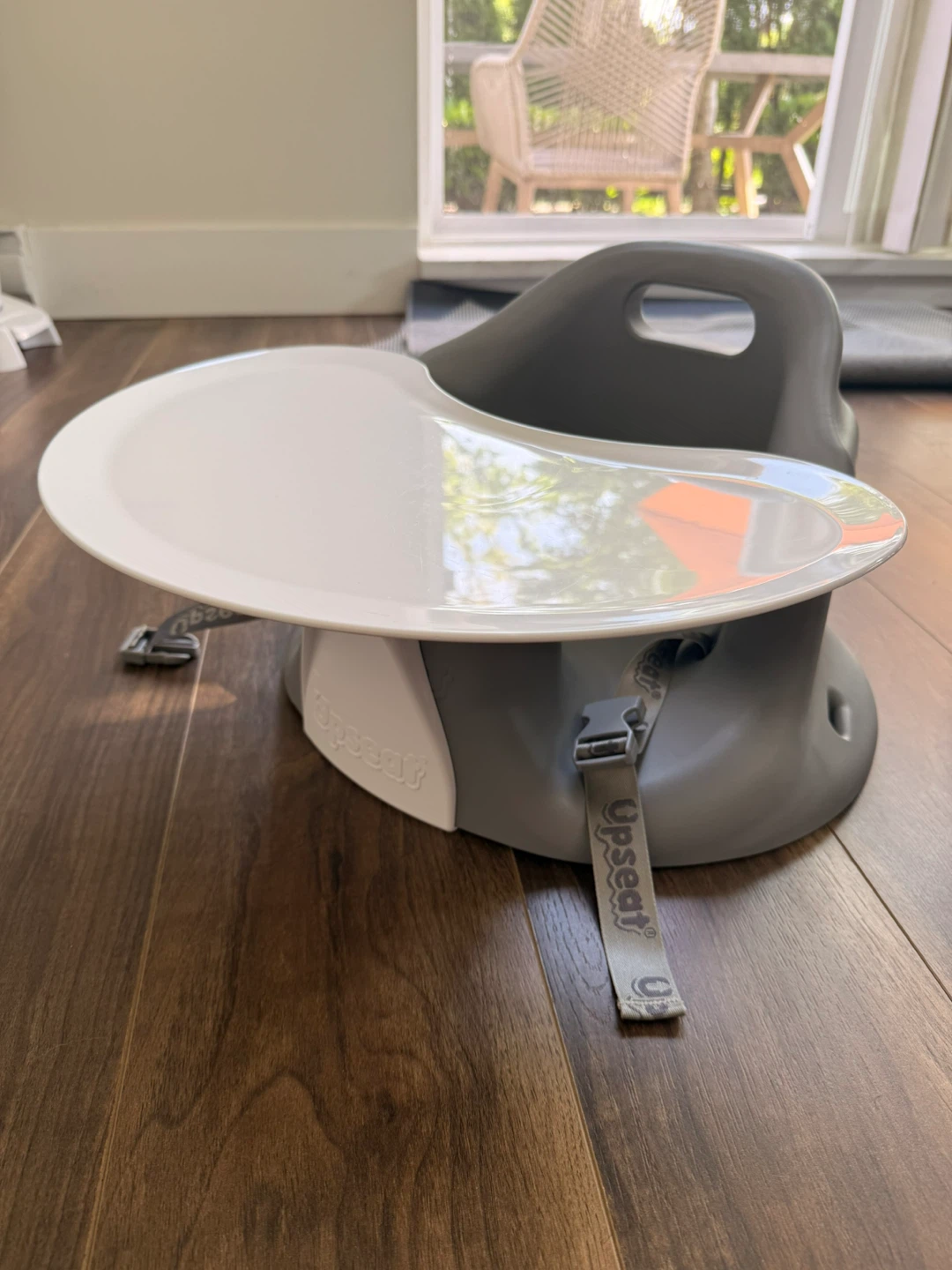 Upseat Booster Seat with Tray - photo 2