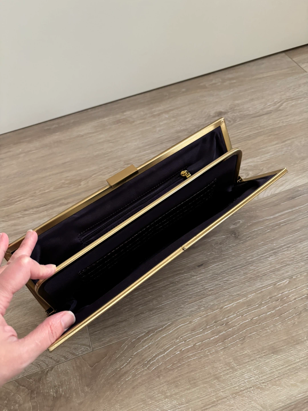 4 Evening Clutches ALDO for $30 - photo 3