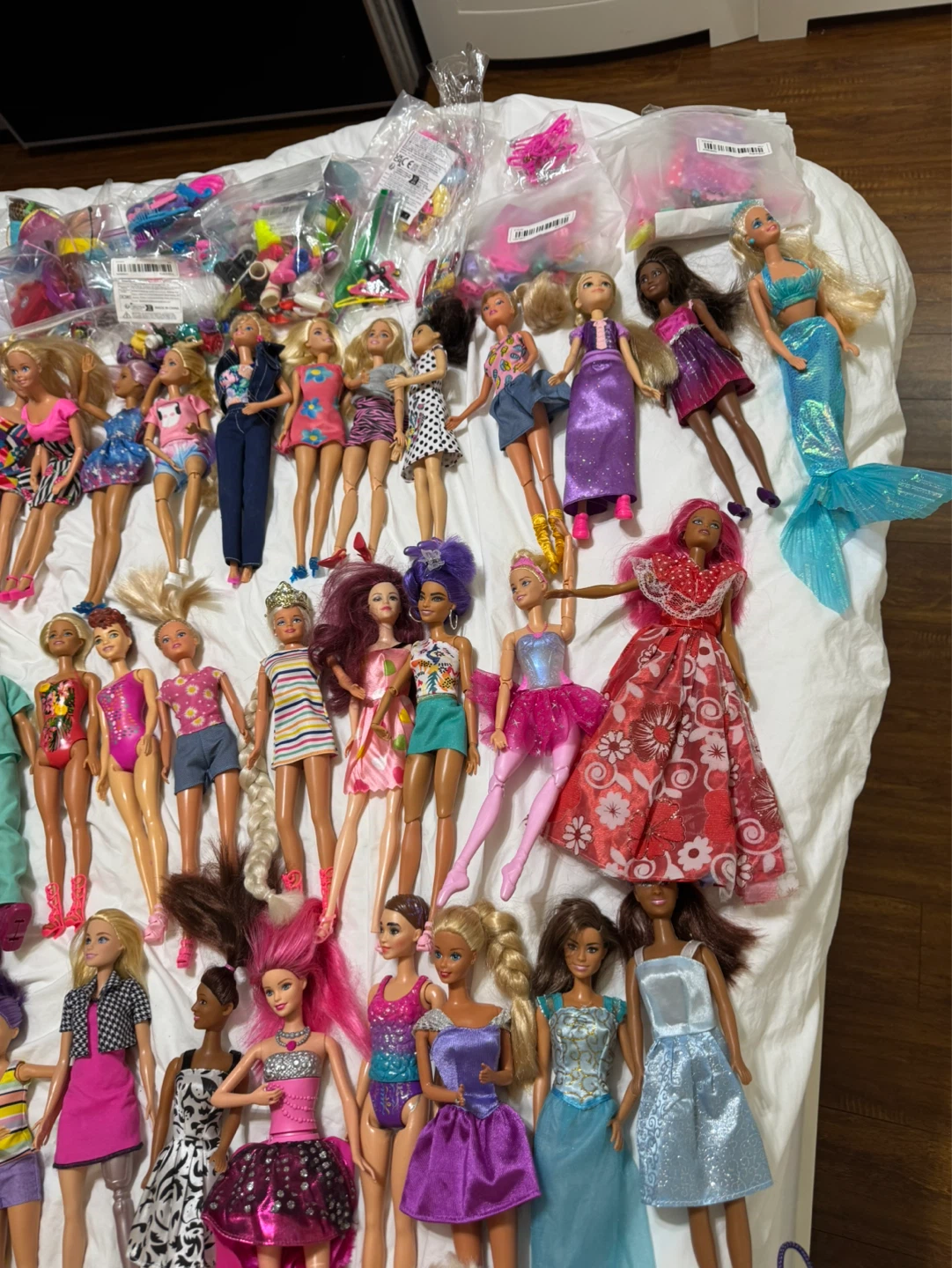 Barbie Dolls and Accessories - photo 5
