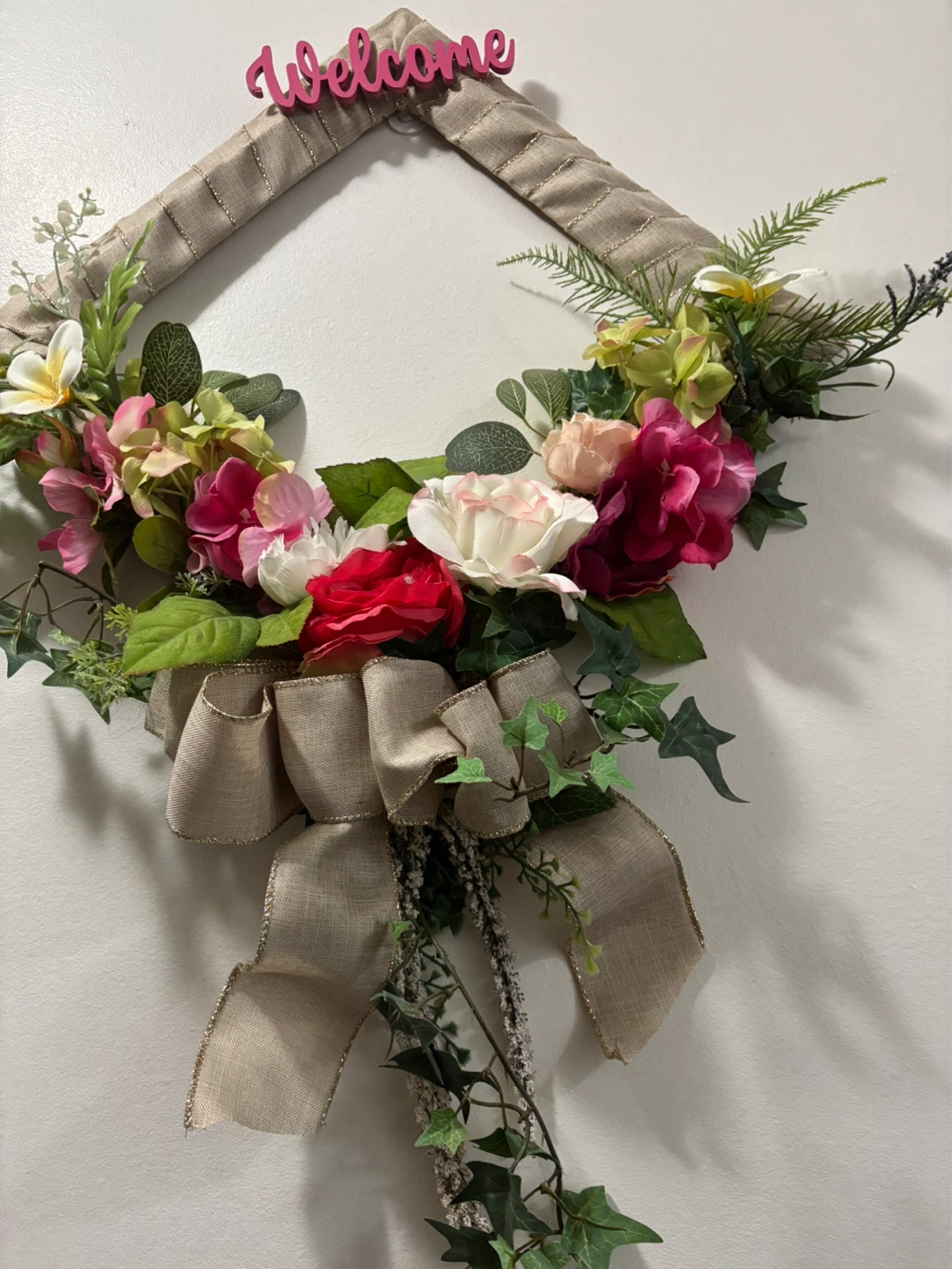 Floral Wreath with 'Welcome' Sign - photo 4