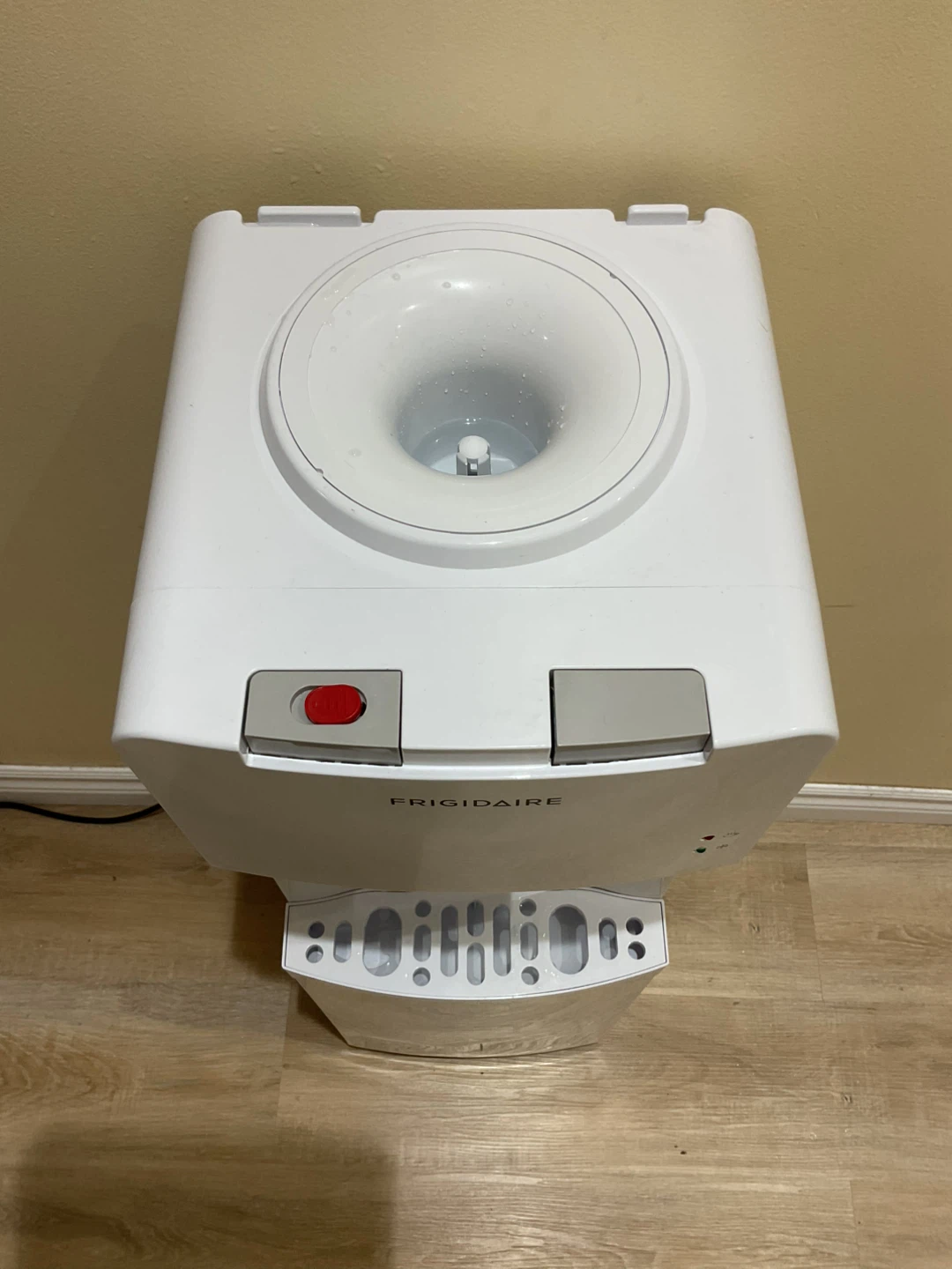Frigidaire Water Cooler Dispenser - photo 4