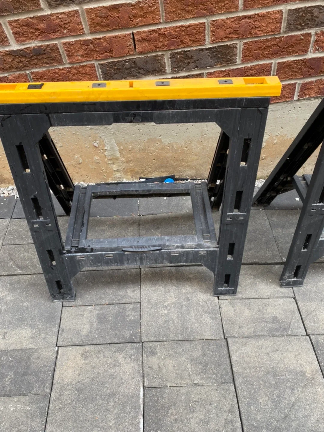 Black and Yellow Sawhorses - Pair - photo 4