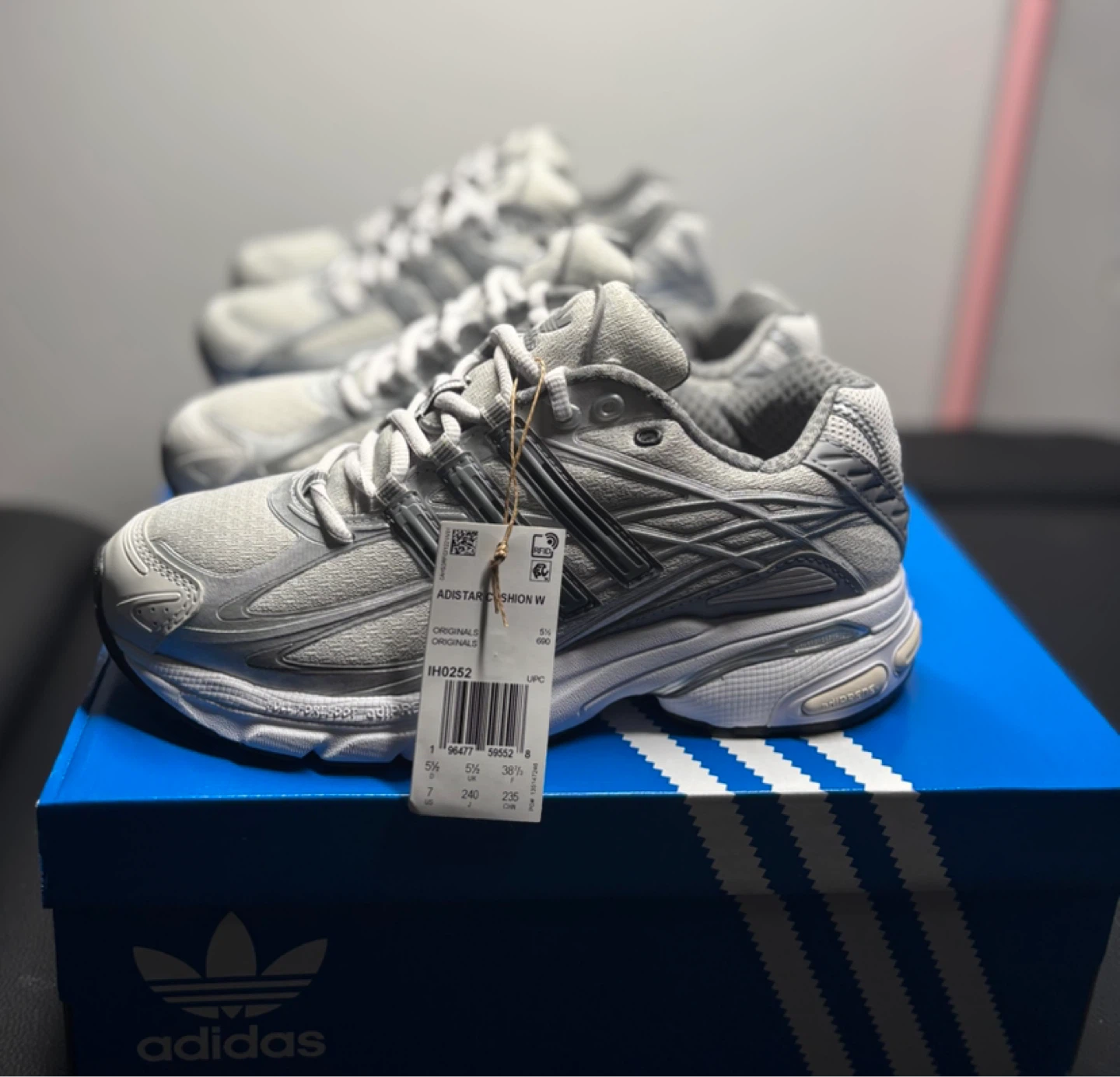 Adidas Adistar Cushion W Running Shoes Size 7 - photo 4