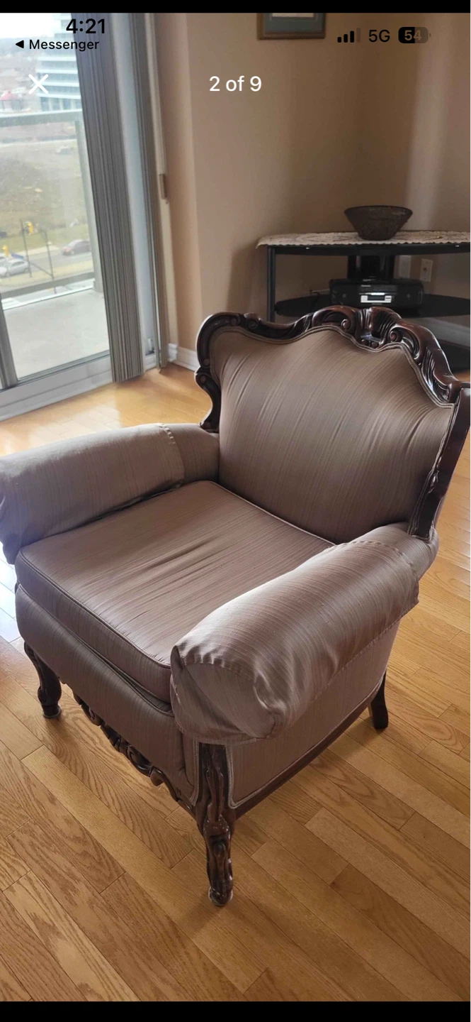 Antique Style Sofa and Armchair Set - photo 3