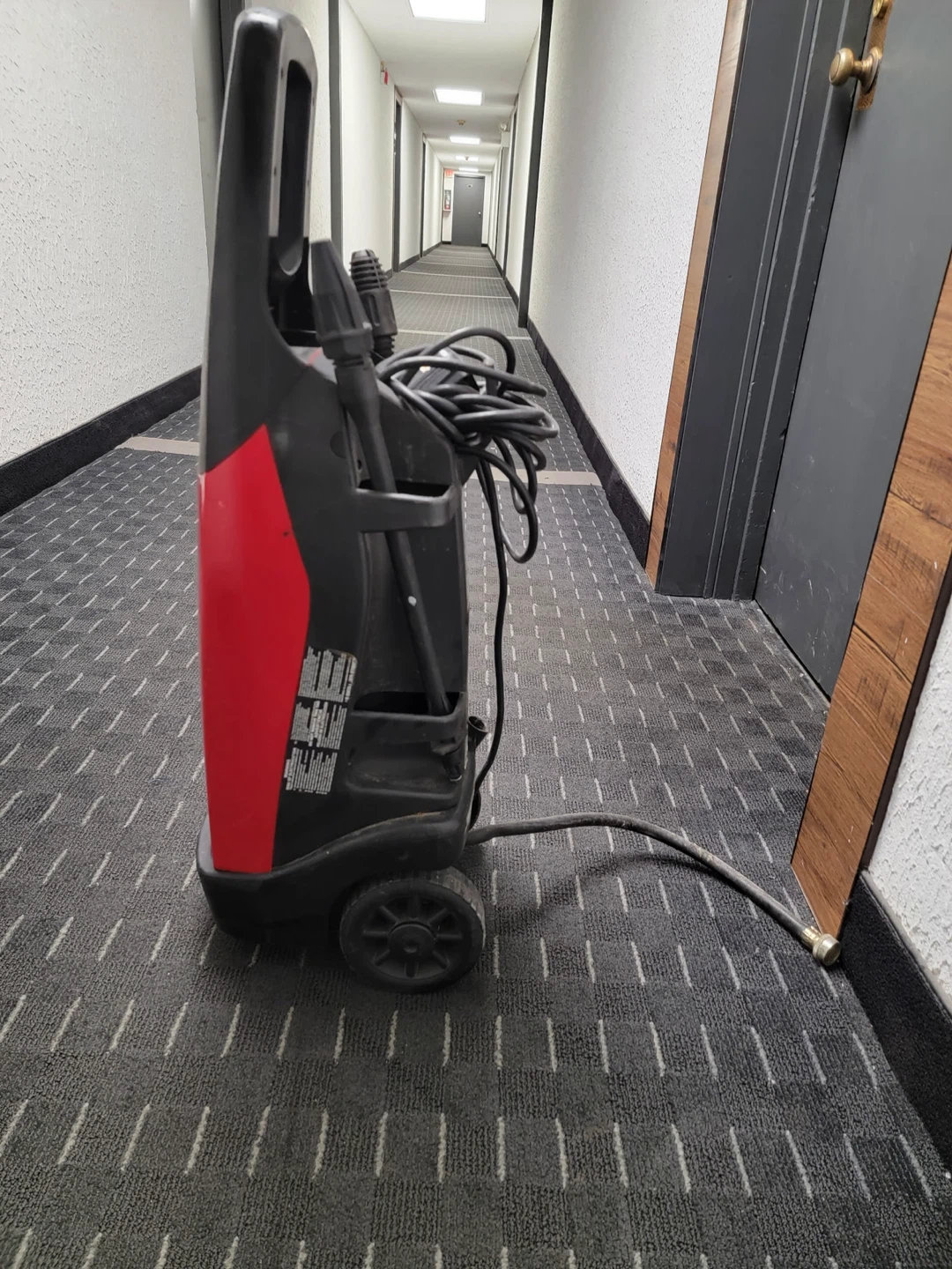 Husky 1750 PSI Power Washer - photo 2