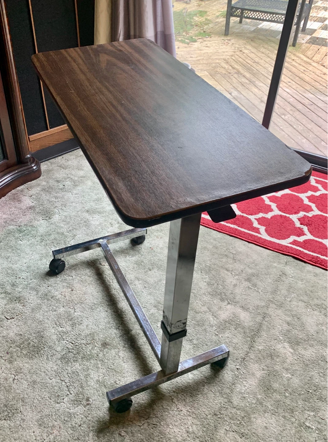Adjustable Height Rolling Table