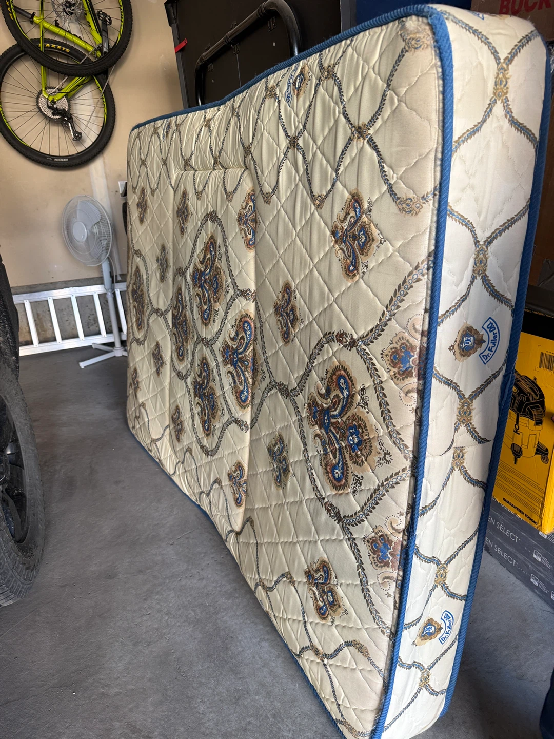 Free Queen Mattress - photo 2
