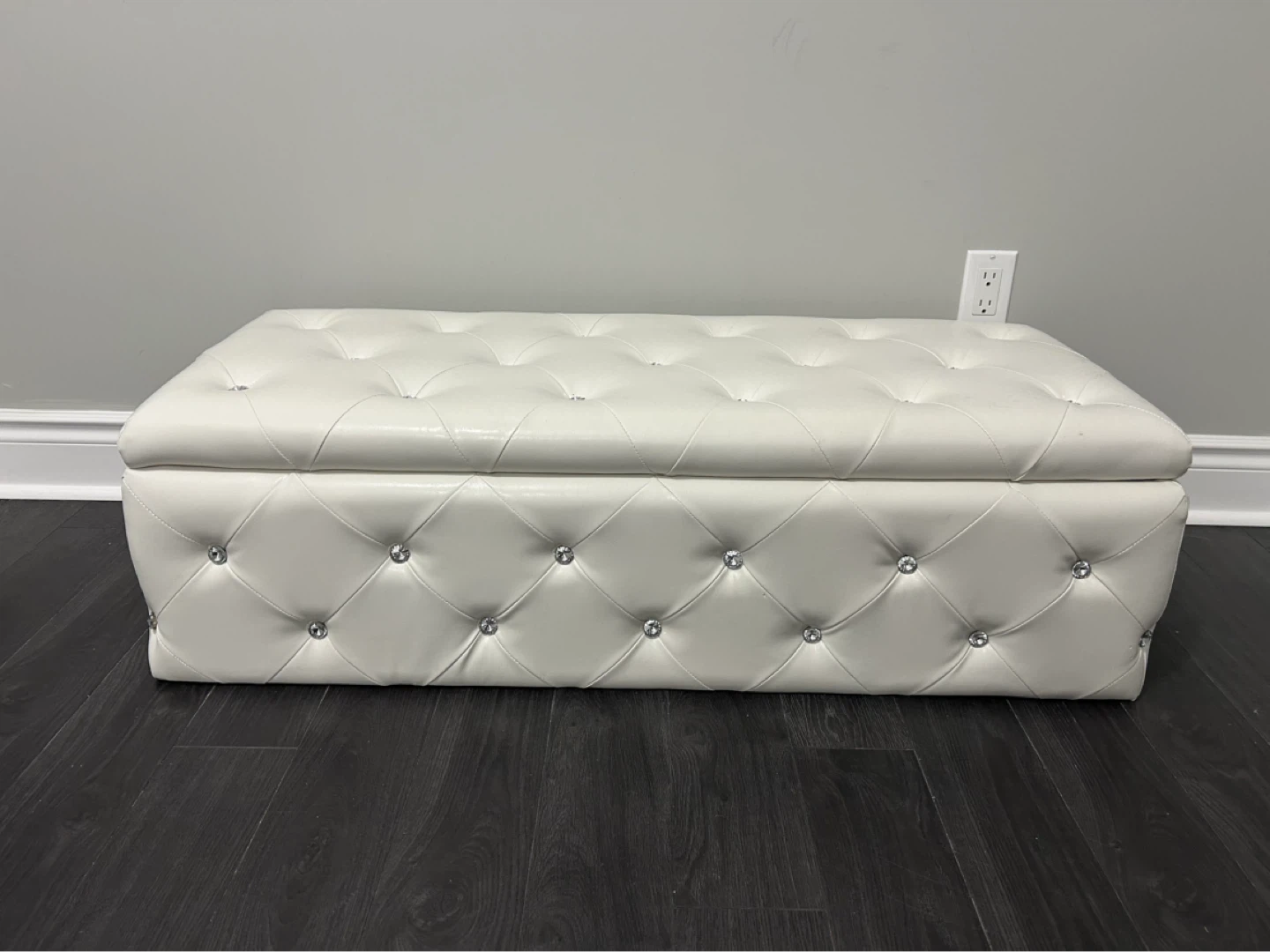 White Tufted Storage Ottoman Bench