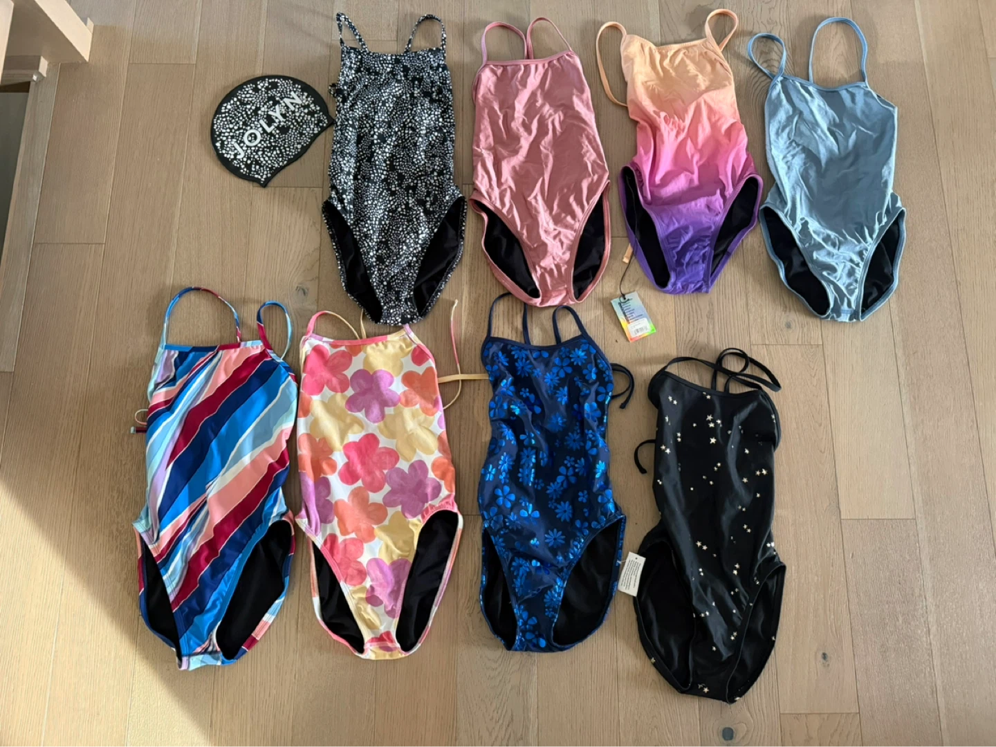 Jolyn - NWOT woman’s size 28 swimsuits $100 each - photo 4
