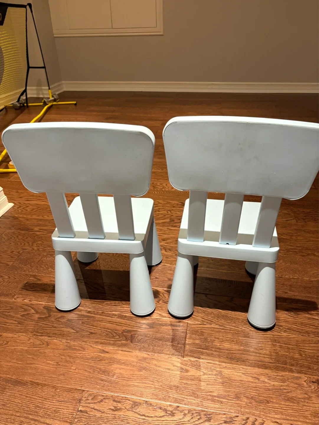 Pair of kids IKEA chairs - photo 2