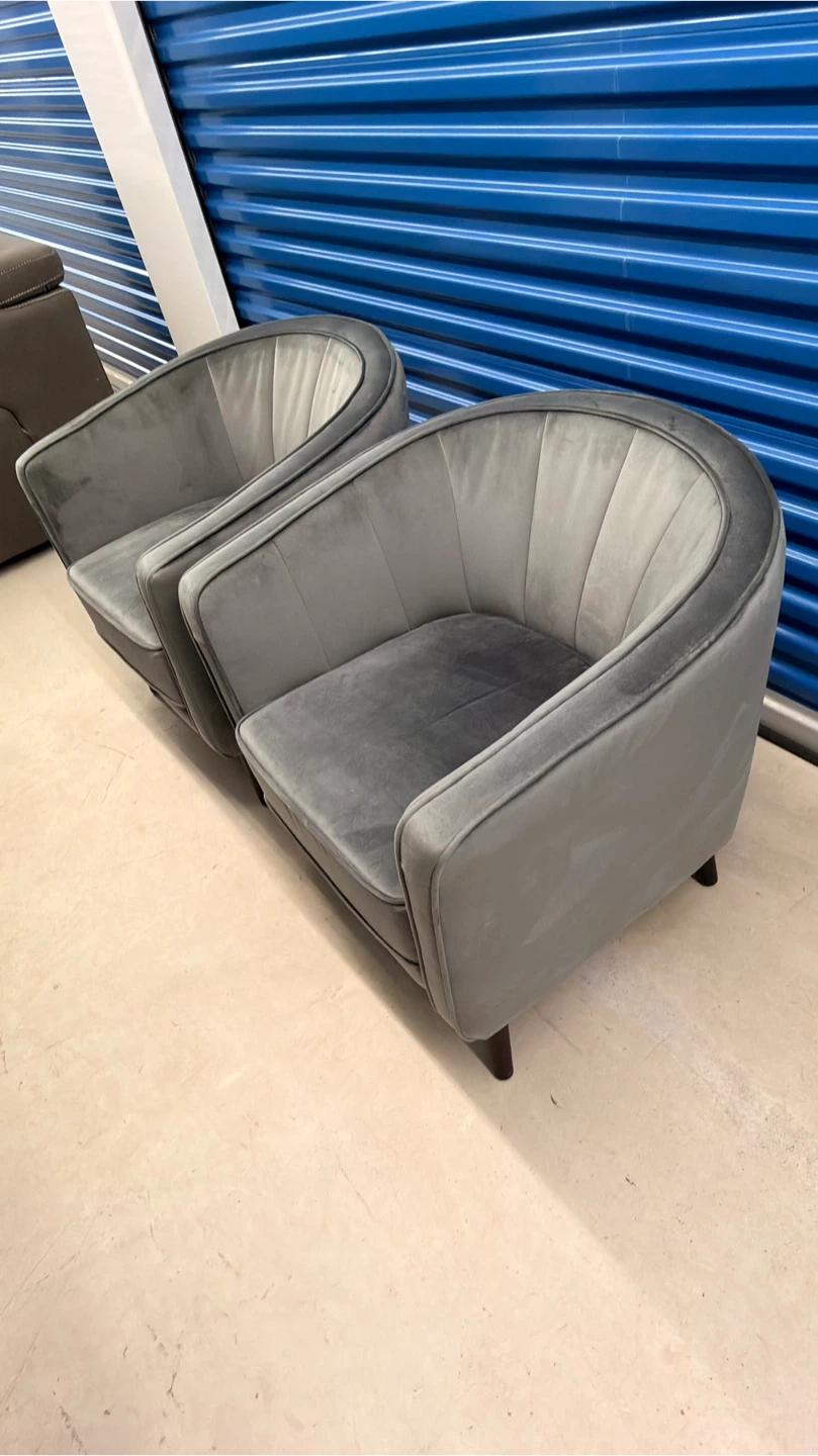 Set of 2 Brinley 29” Velvet Fabric Accent Chairs with Wood Legs - photo 4