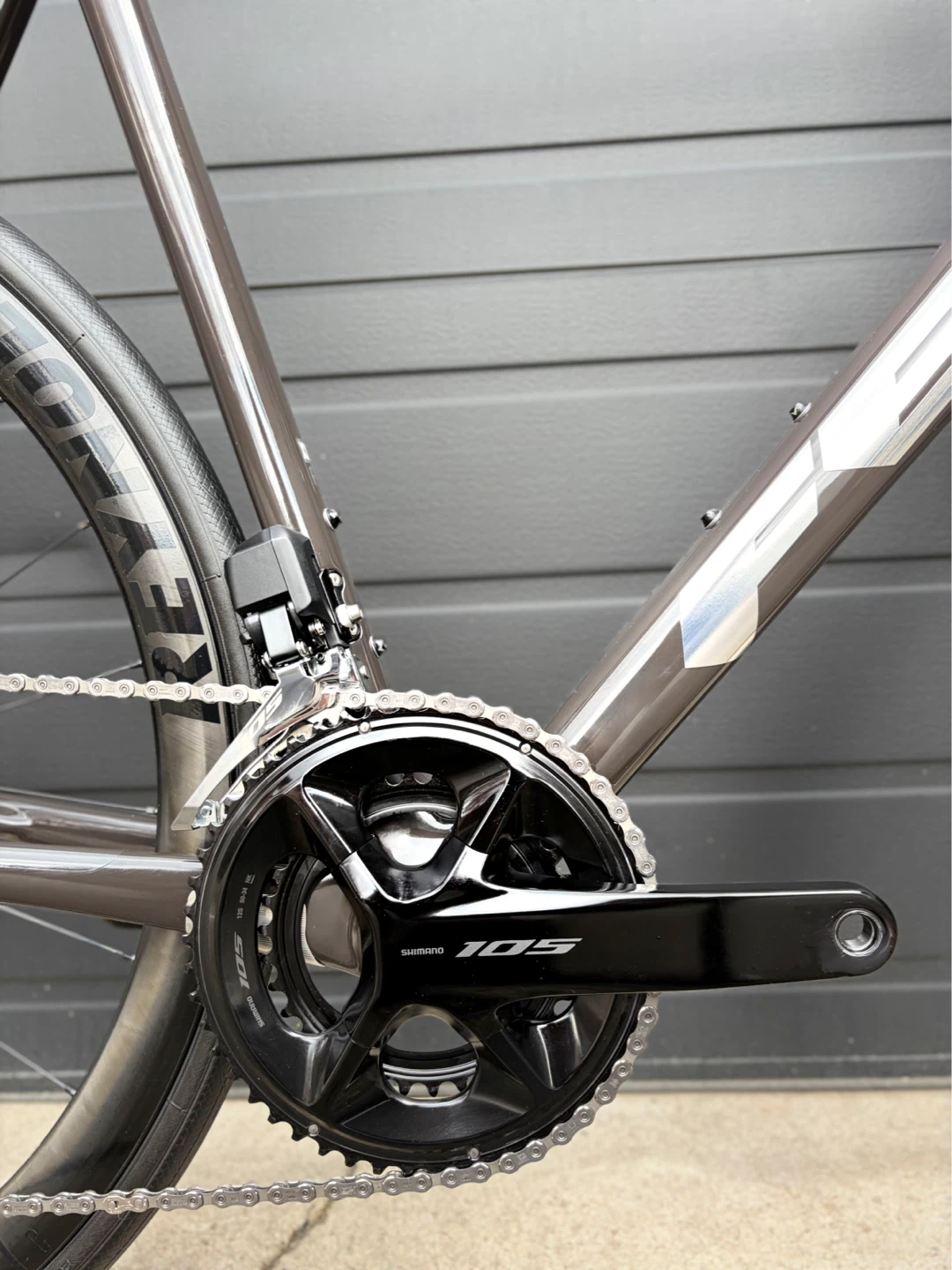 61cm XL Brand New Felt Carbon Di2 Road Bike - photo 5