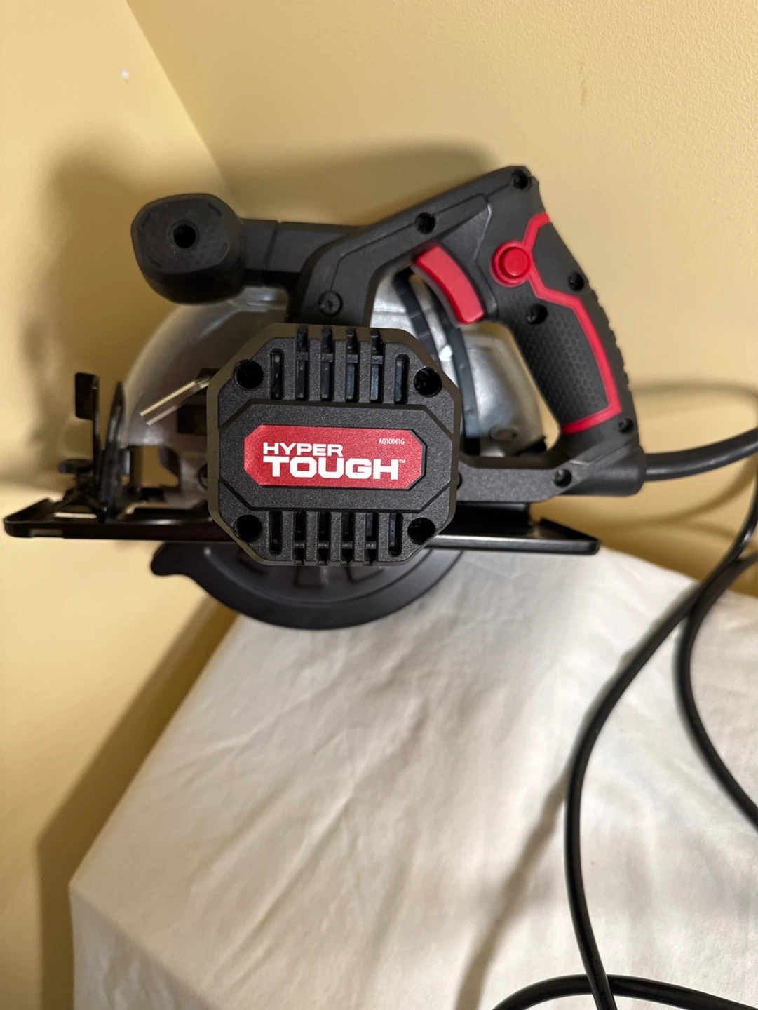 Hyper Tough 12-Amp 7 1/4-Inch Circular Saw - photo 2