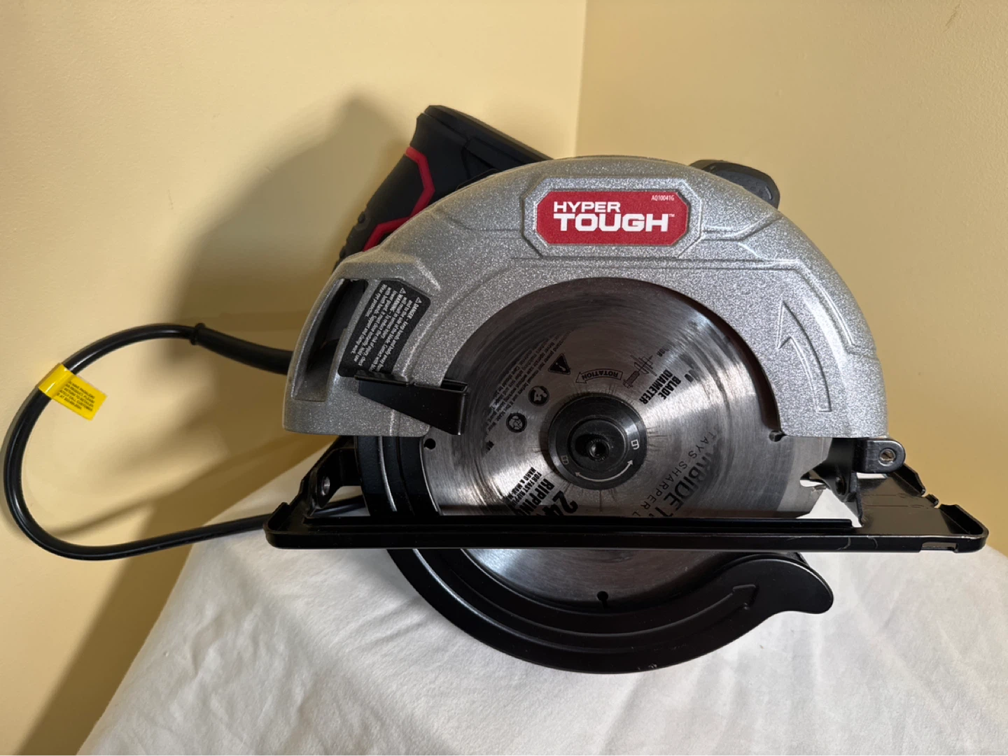 Hyper Tough 12-Amp 7 1/4-Inch Circular Saw