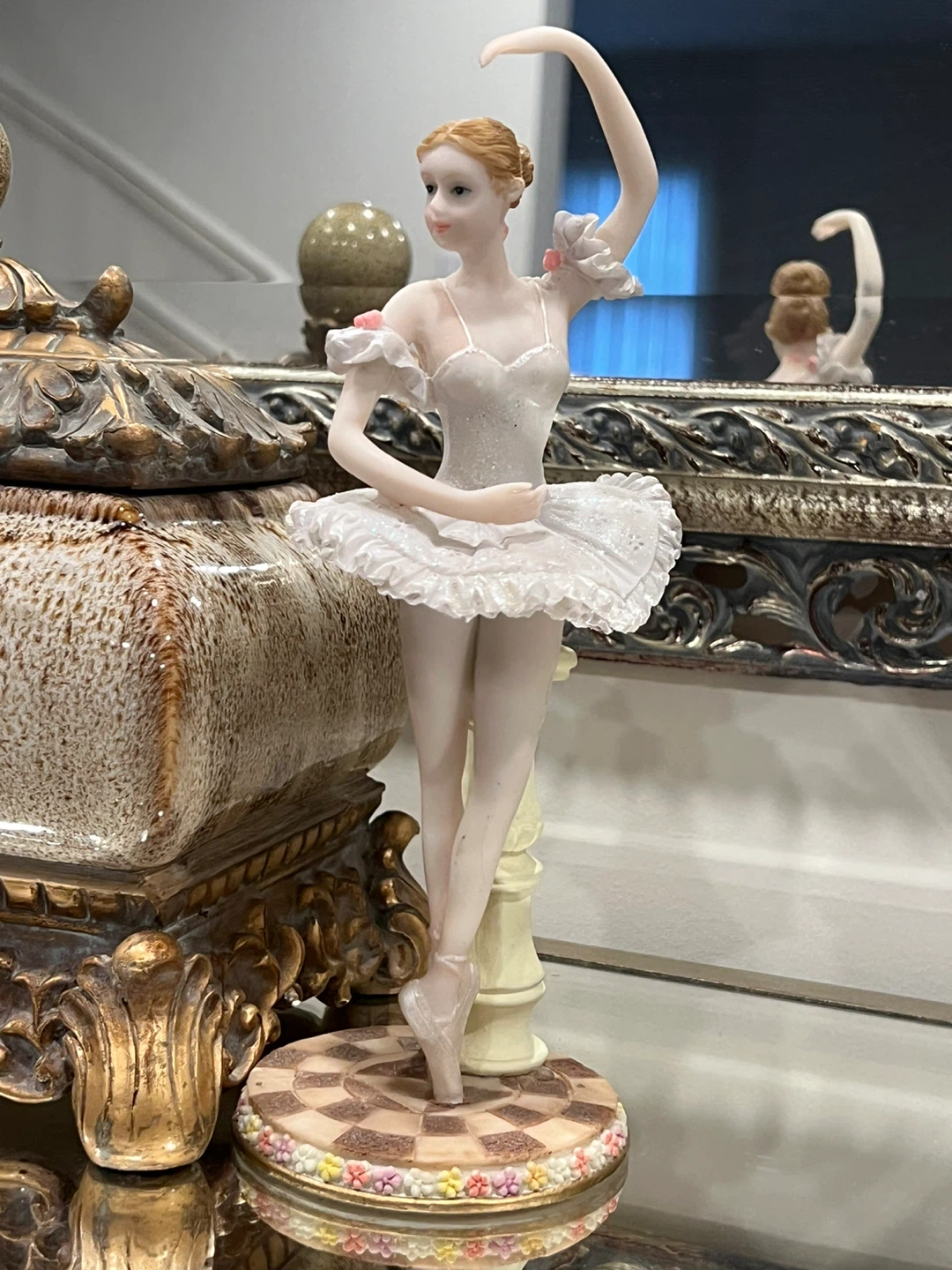 Ballerina Figurine - photo 2