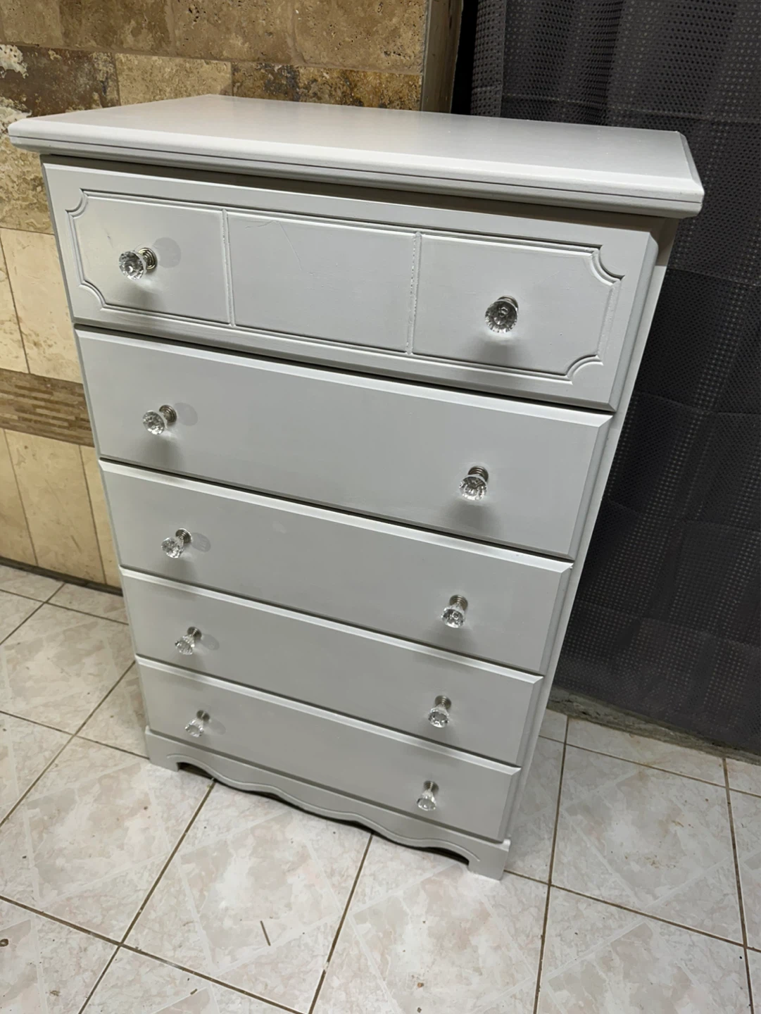 Modern White Dresser – Crystal Knob Finish - photo 2