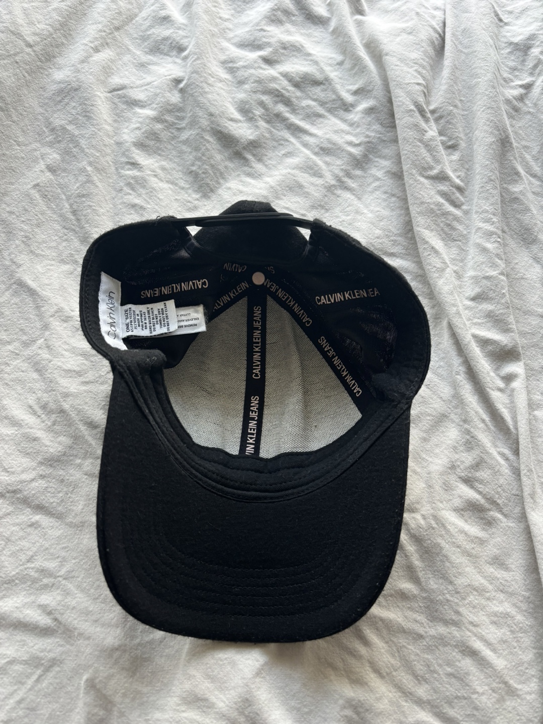 Calvin Klein Jeans Black Baseball Cap - photo 2