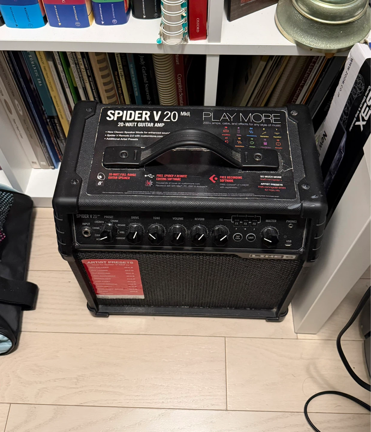 Line 6 Spider V20 MkII 20-Watt Guitar Amp - photo 2