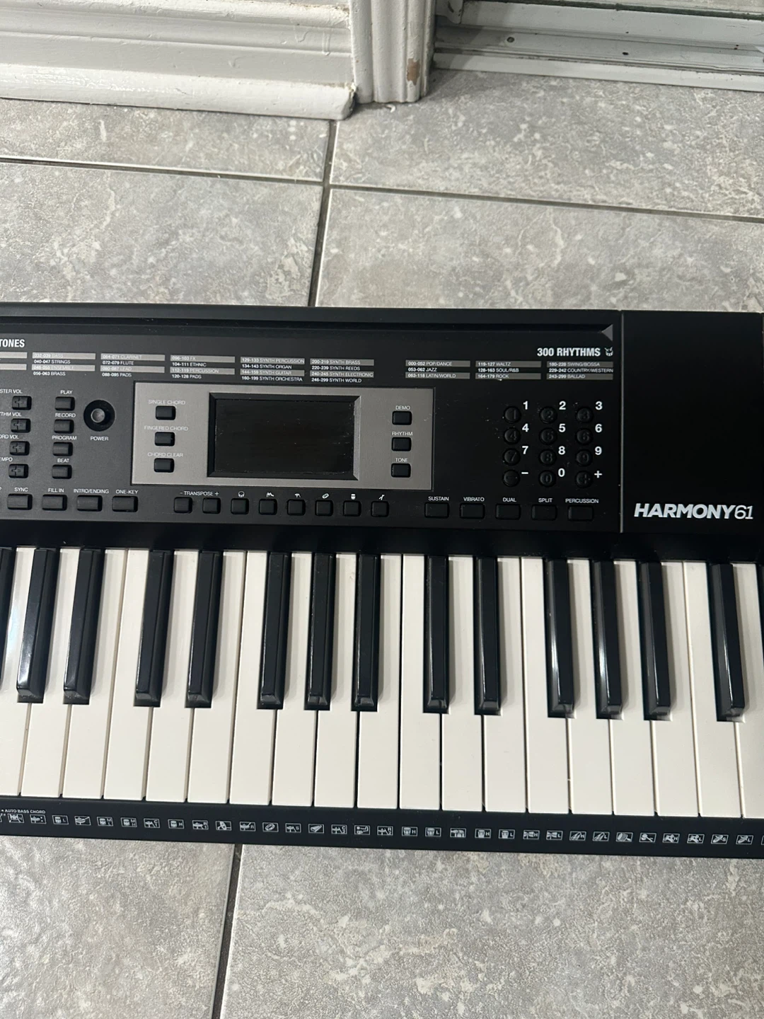 Alesis Harmony 61 Keyboard for sale - photo 3