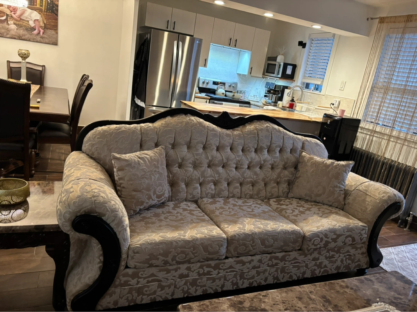 Sofa and coffee table set