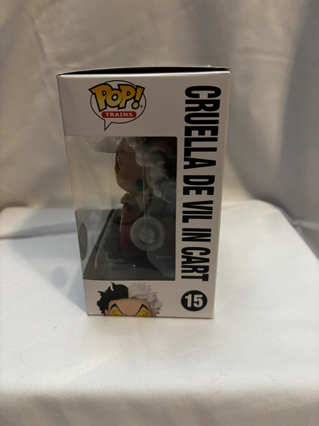 Funko Pop! Trains Disney Villains Cruella de Vil in Cart #15 - photo 4