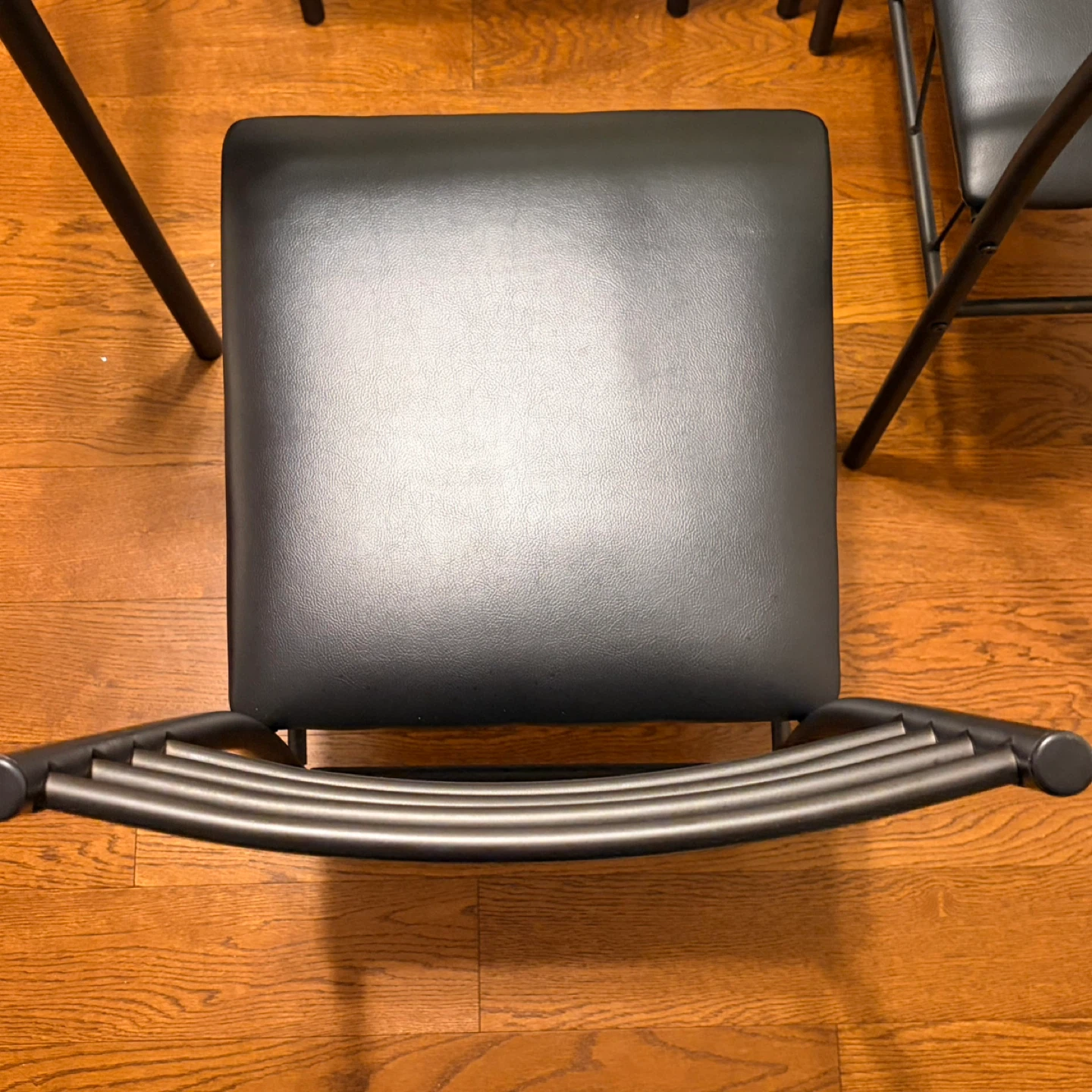 [Moving Sale] Metal Dining Table with 4 Chairs - photo 4