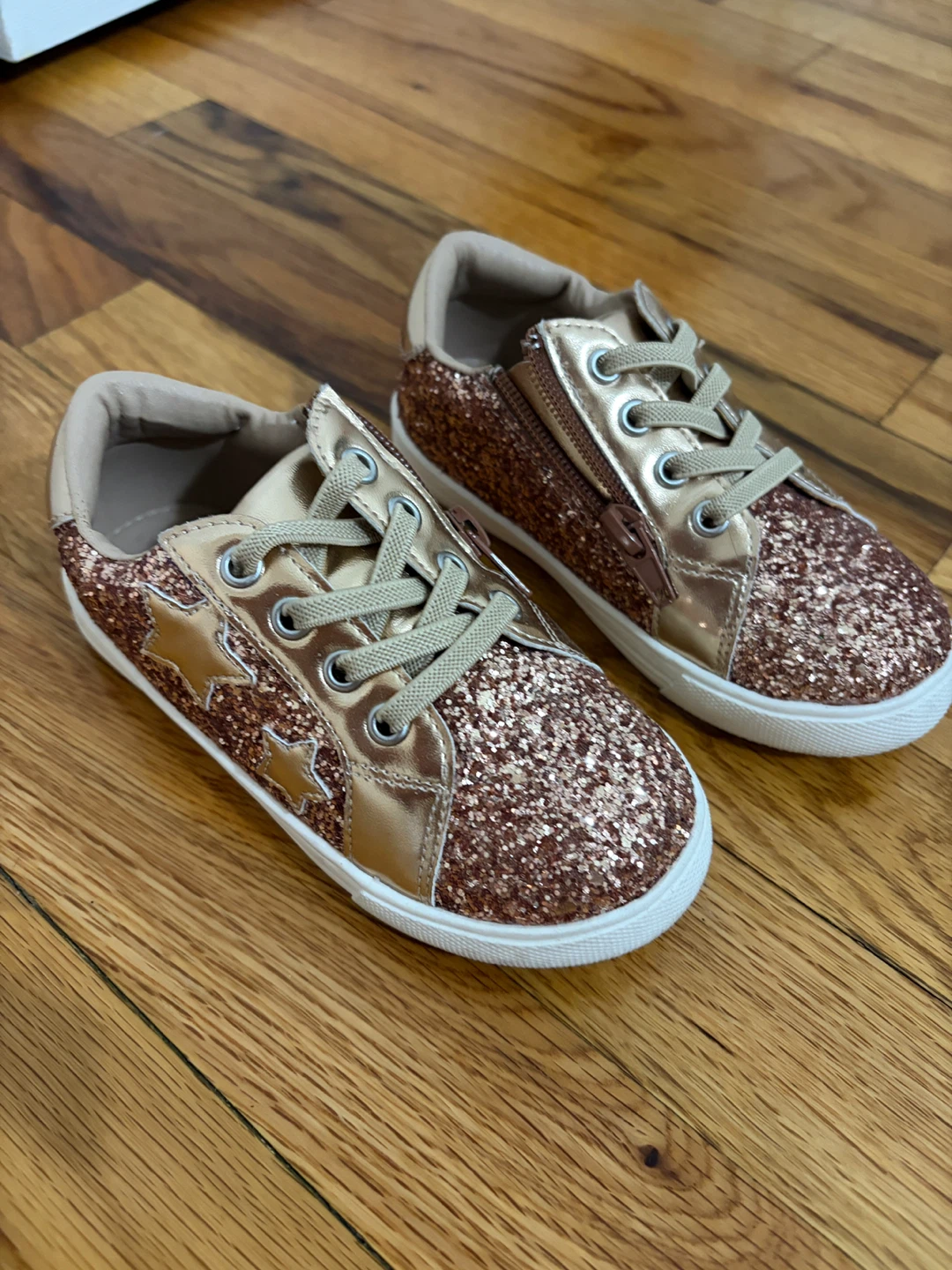 Girls Glitter Star Sneakers Size 9M/16.9cm - photo 2