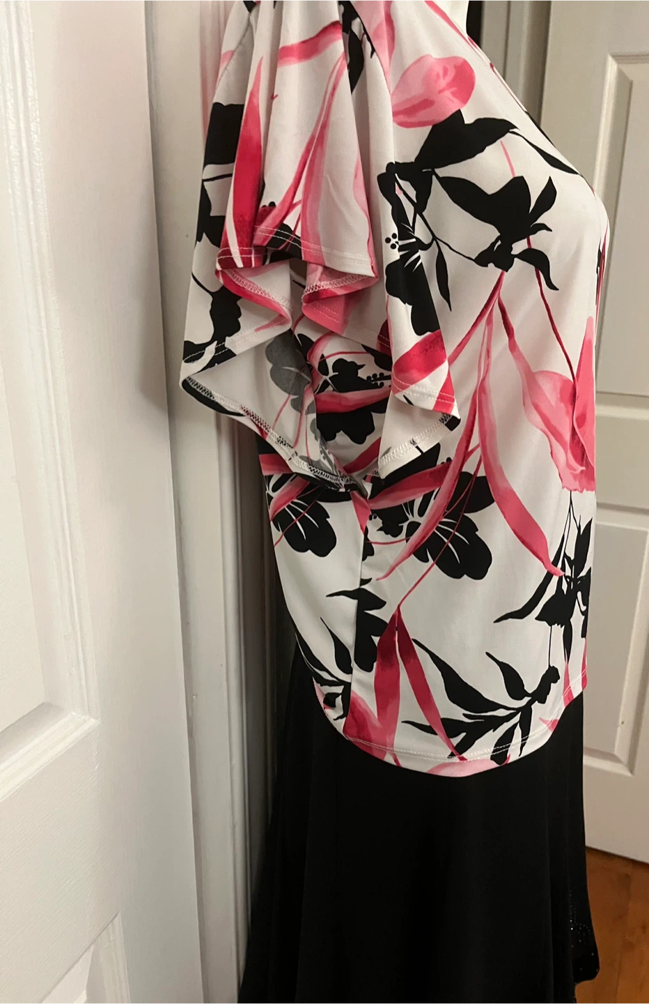 Laura Petites Women's Floral V-Neck Top Size Medium - photo 4