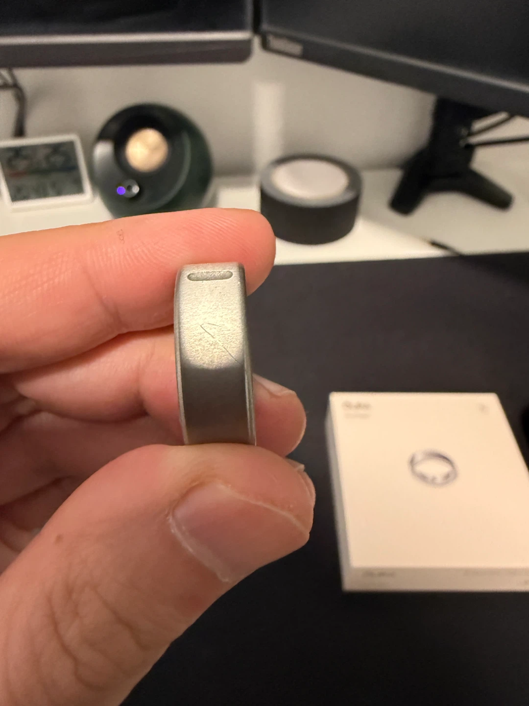 Oura Ring 4 Brushed Silver Size 8 - photo 2