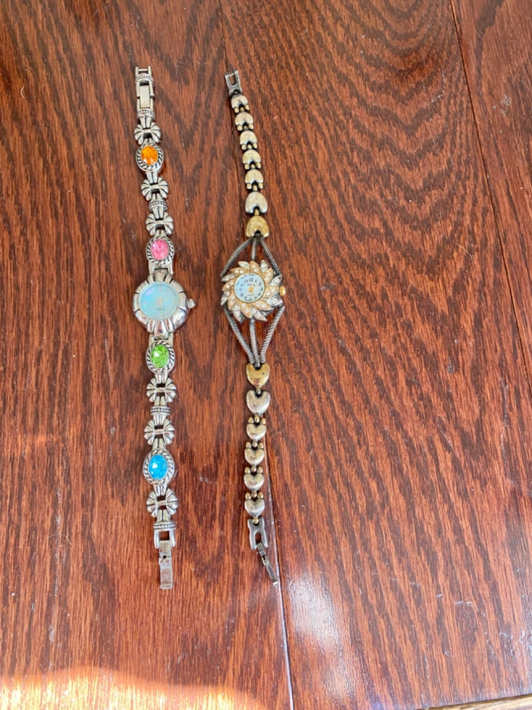 Ladies' Fashion Watches with Gemstones - photo 2