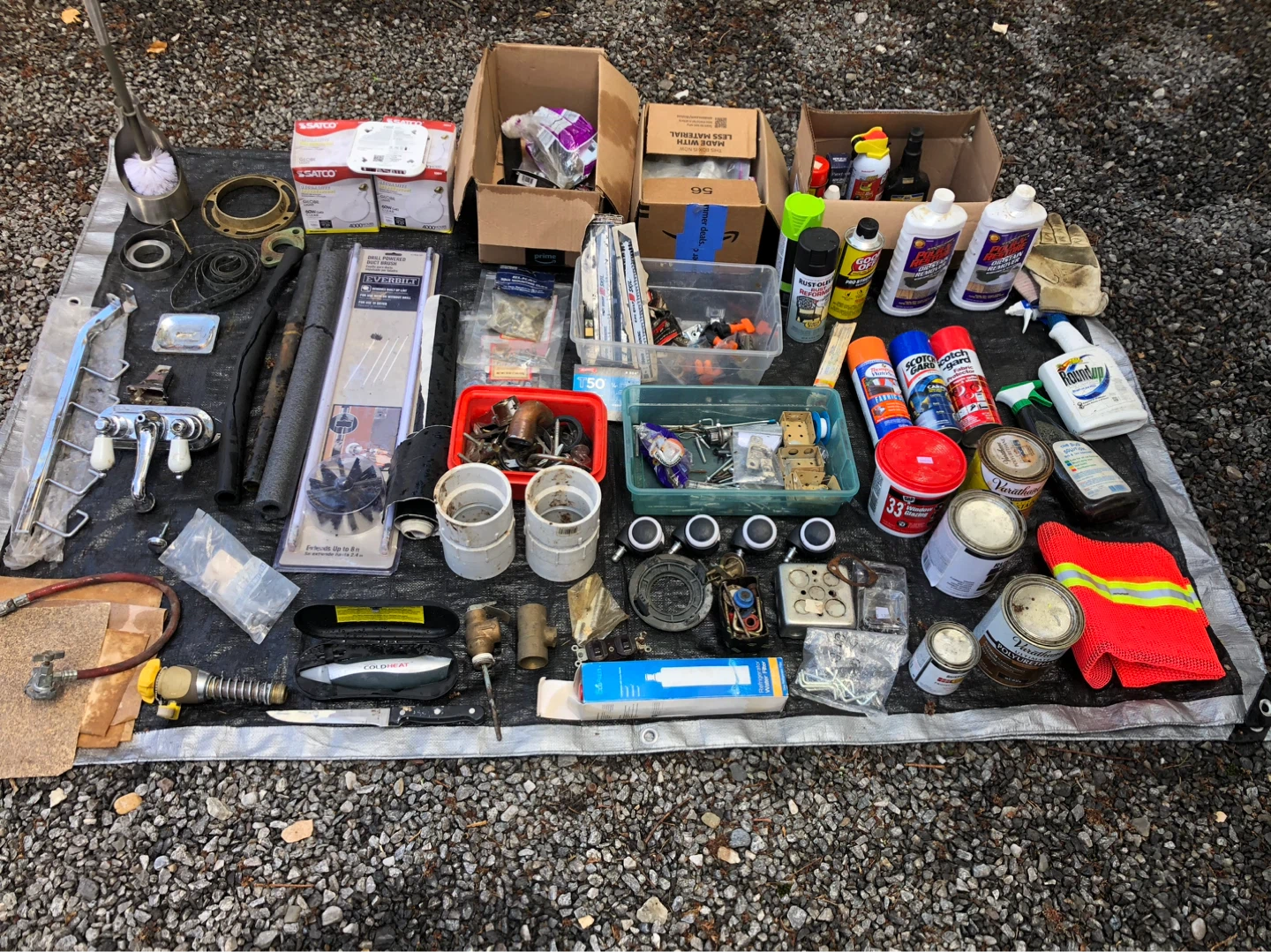 Lot of mixed items for household, please check