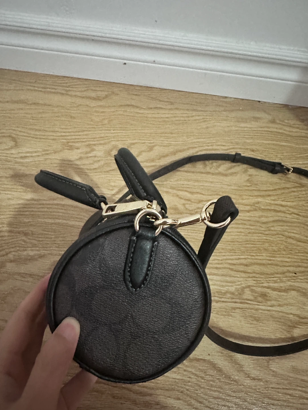 Coach Mini Barrel Bag - photo 3