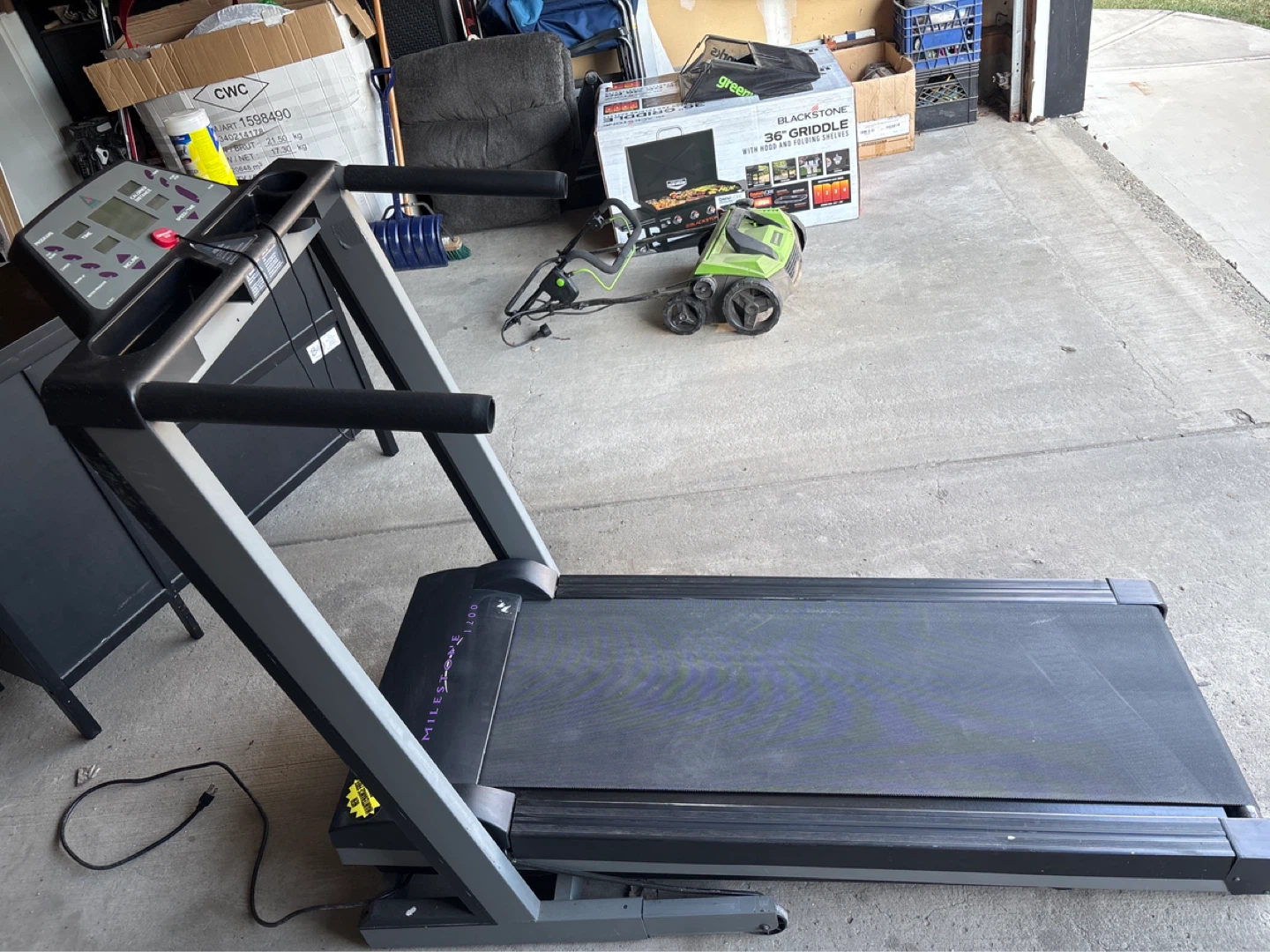 Keys Fitness Treadmill - photo 2