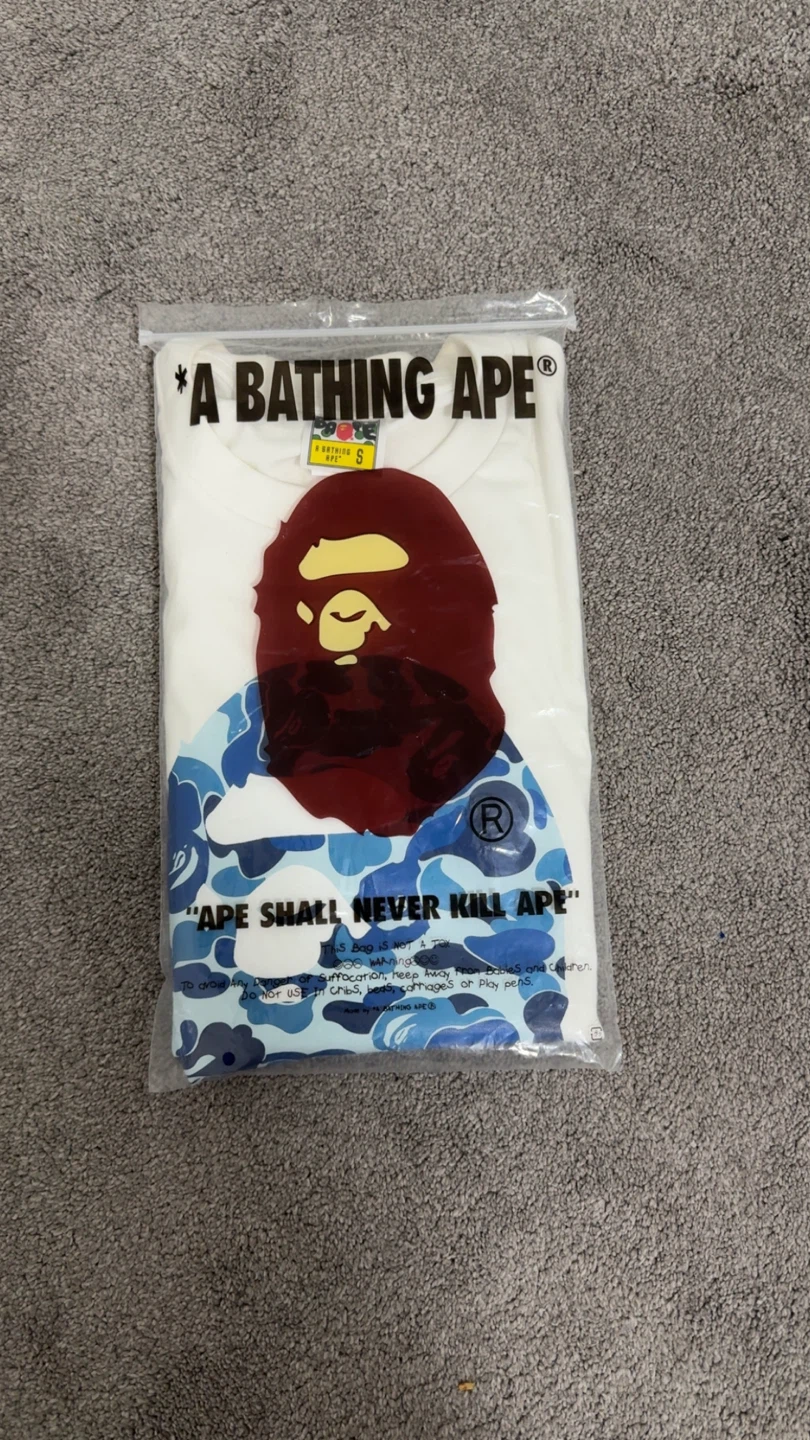 A Bathing Ape Baby Milo T-Shirt Size S