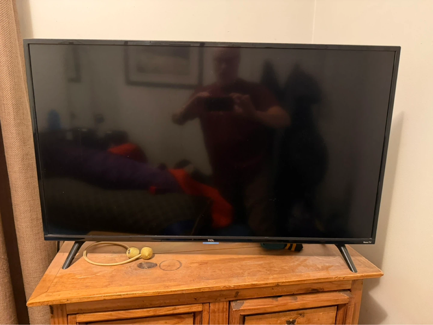 TCL ROKU smart TV 40” - photo 2
