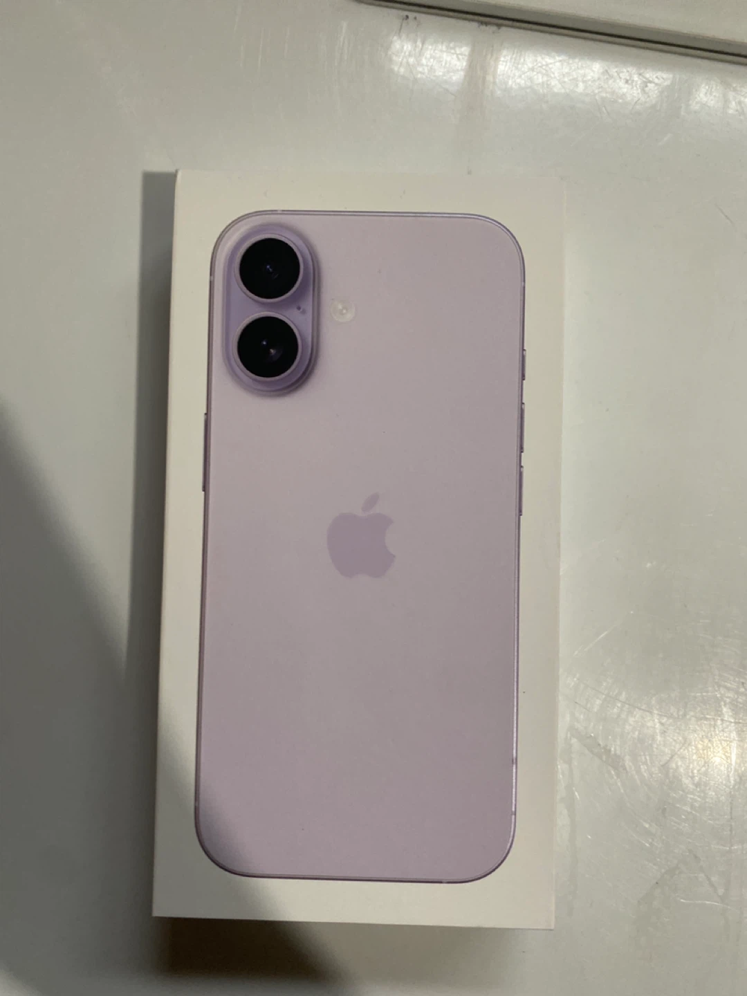 Apple iPhone 17 (Purple) BOX