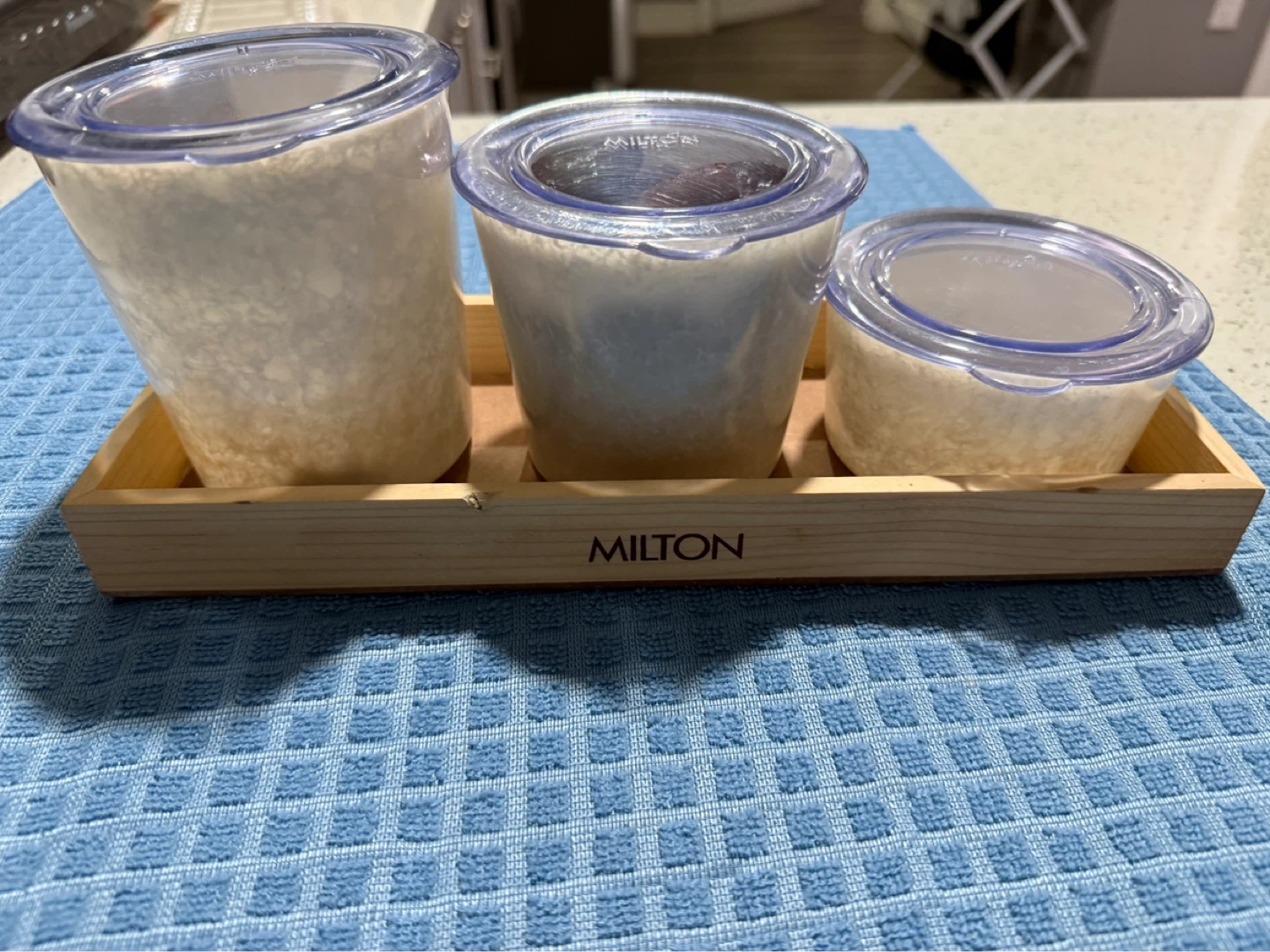 Milton Marble White Snacks/Condiments Set with Wooden Tray