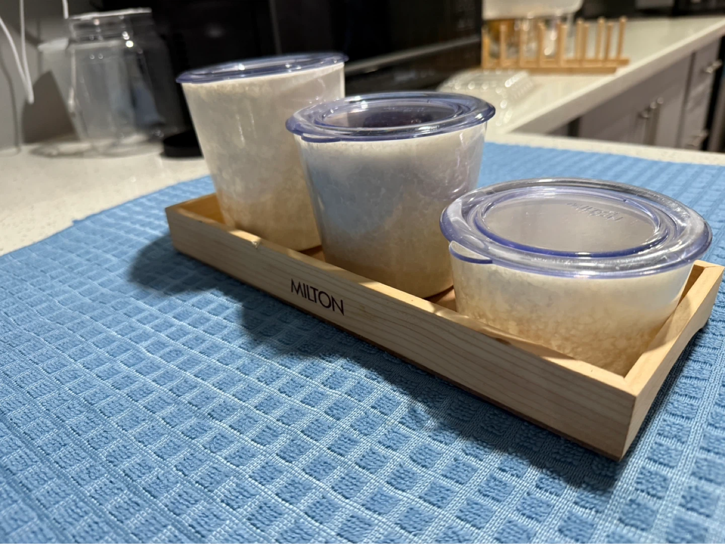 Milton Marble White Snacks/Condiments Set with Wooden Tray - photo 2