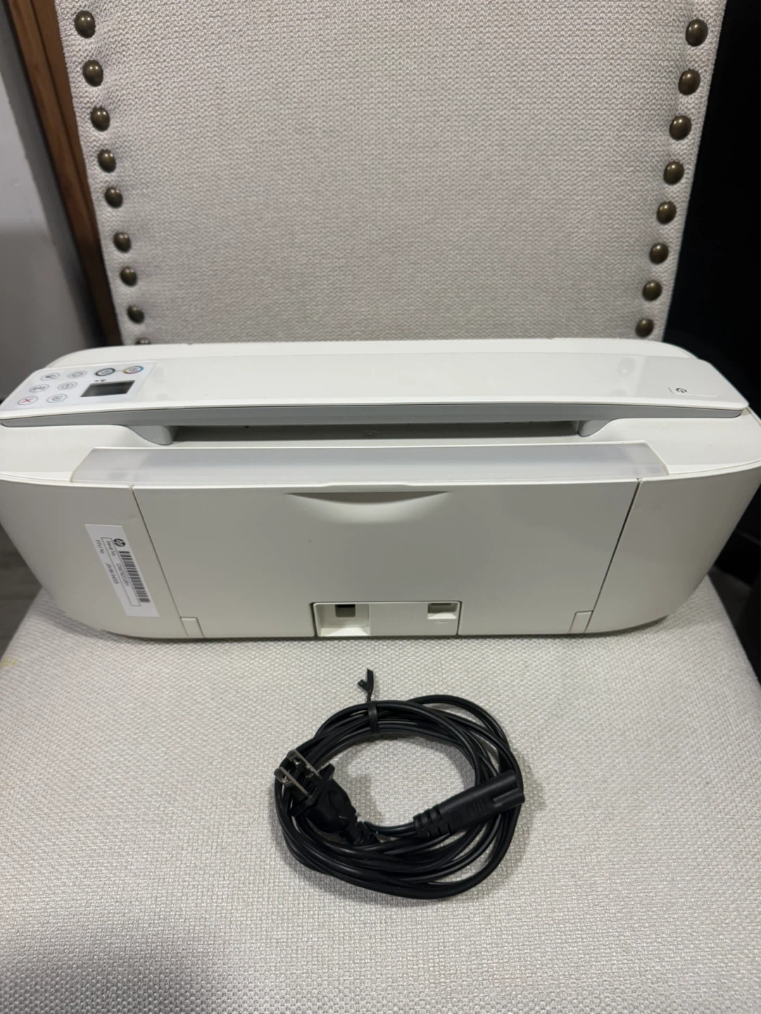 HP DeskJet 3755 All-in-One Printer - photo 2