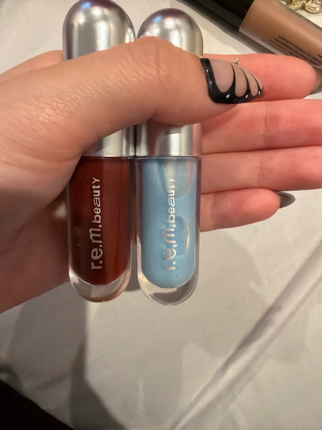 R.E.M. Beauty Eyeshadow 2-Pack