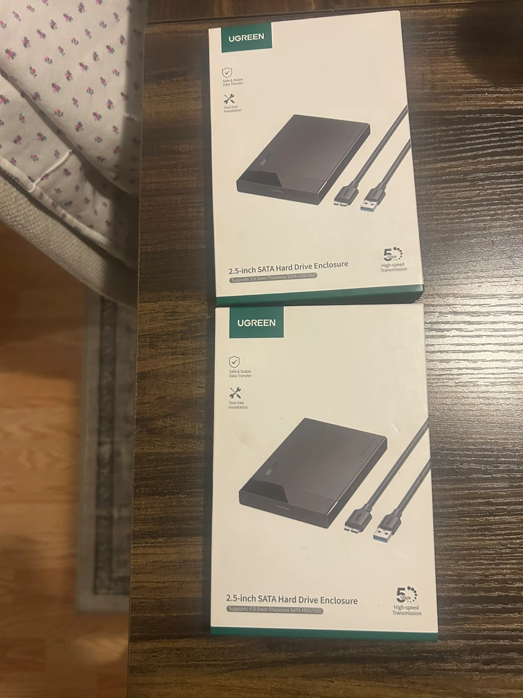 UGREEN 2.5-inch SATA Hard Drive Enclosure