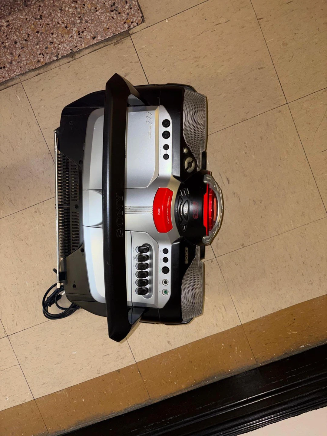 Sony CFD-G505 Xplod Boombox CD Player Radio Cassette Recorder - photo 4