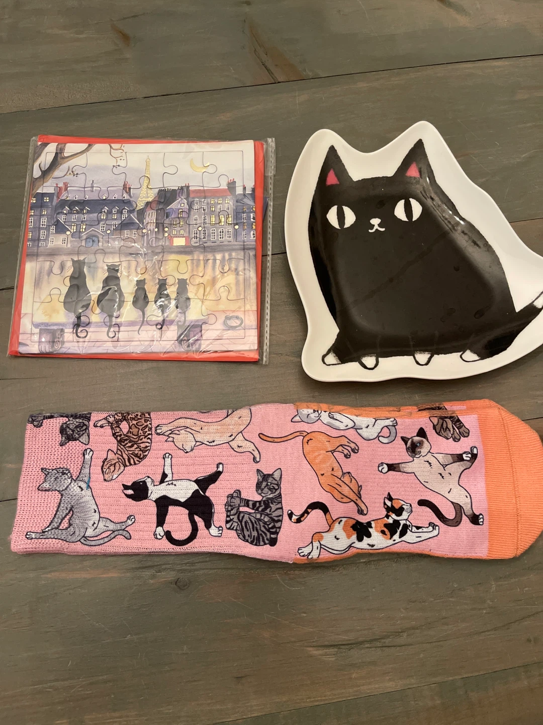 Cat Themed Dish and Sock Set