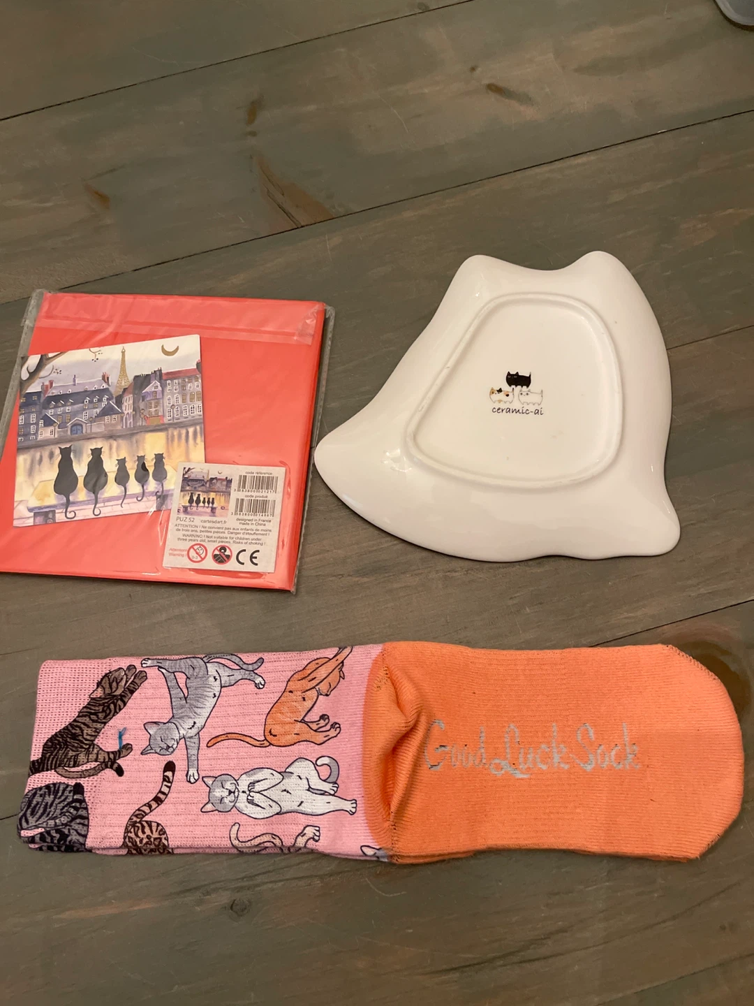 Cat Themed Dish and Sock Set - photo 2