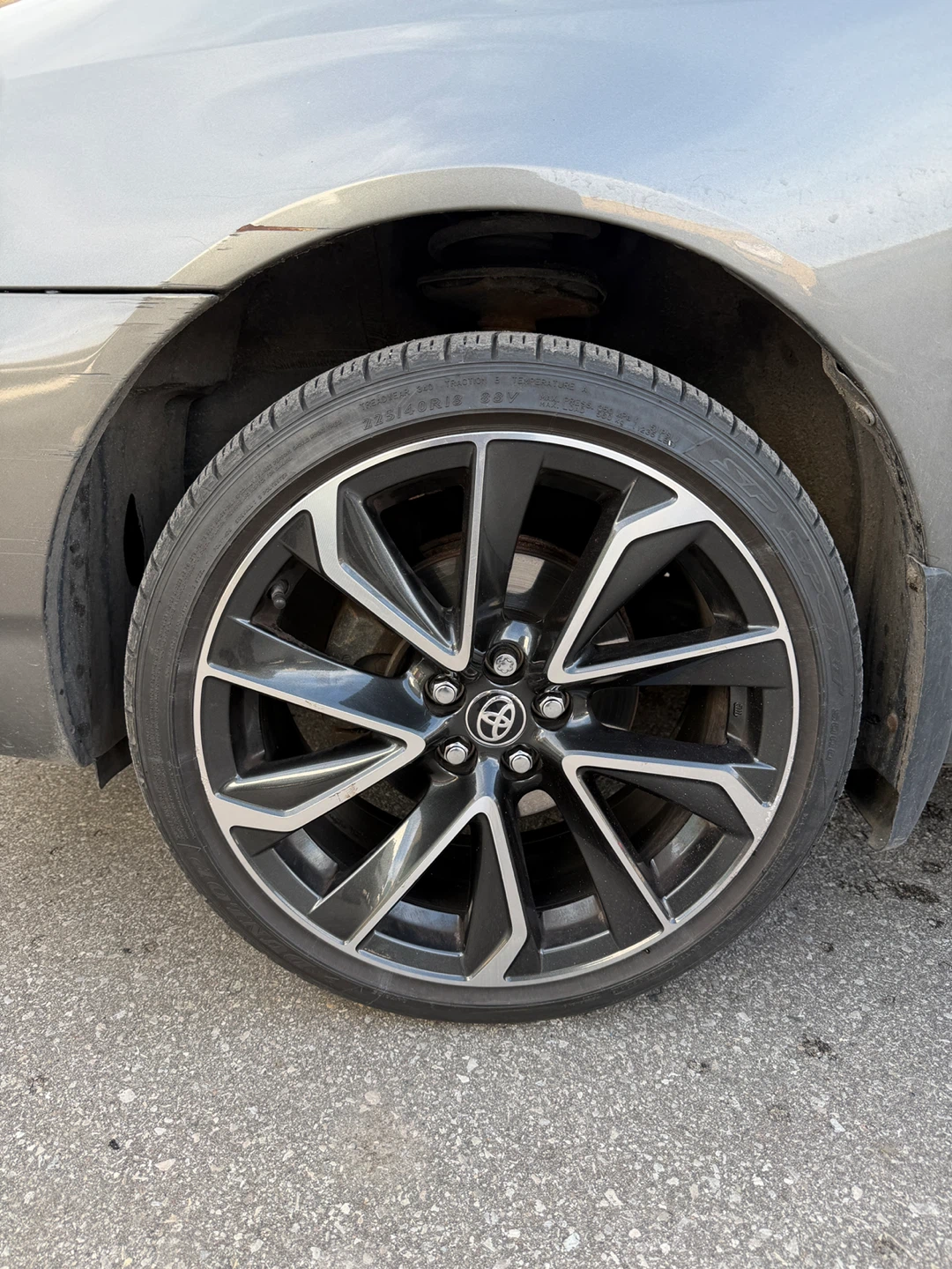 Toyota Corolla SE 18” Alloy Wheels (Set of 4) - photo 4