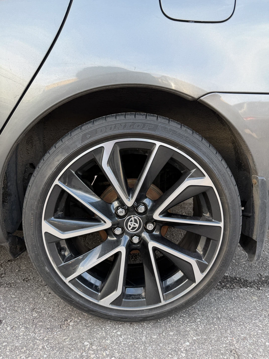 Toyota Corolla SE 18” Alloy Wheels (Set of 4) - photo 5