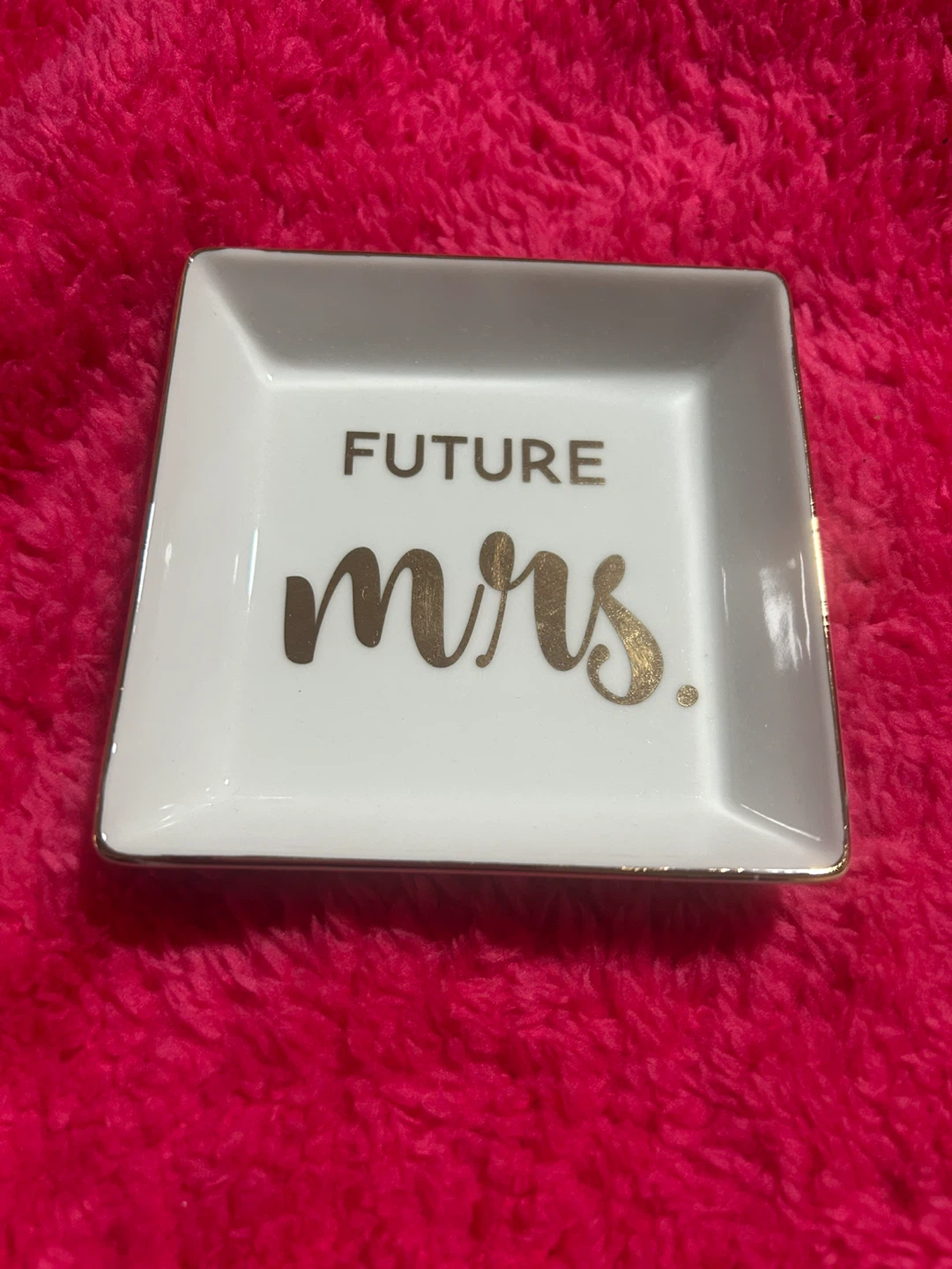 Future Mrs. Bridal makeup bag & Ring Dish Set - photo 3